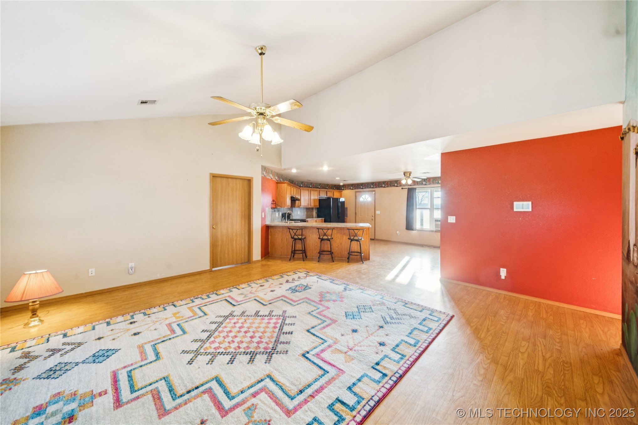 9462 Yorkshire Avenue Property Photo 9