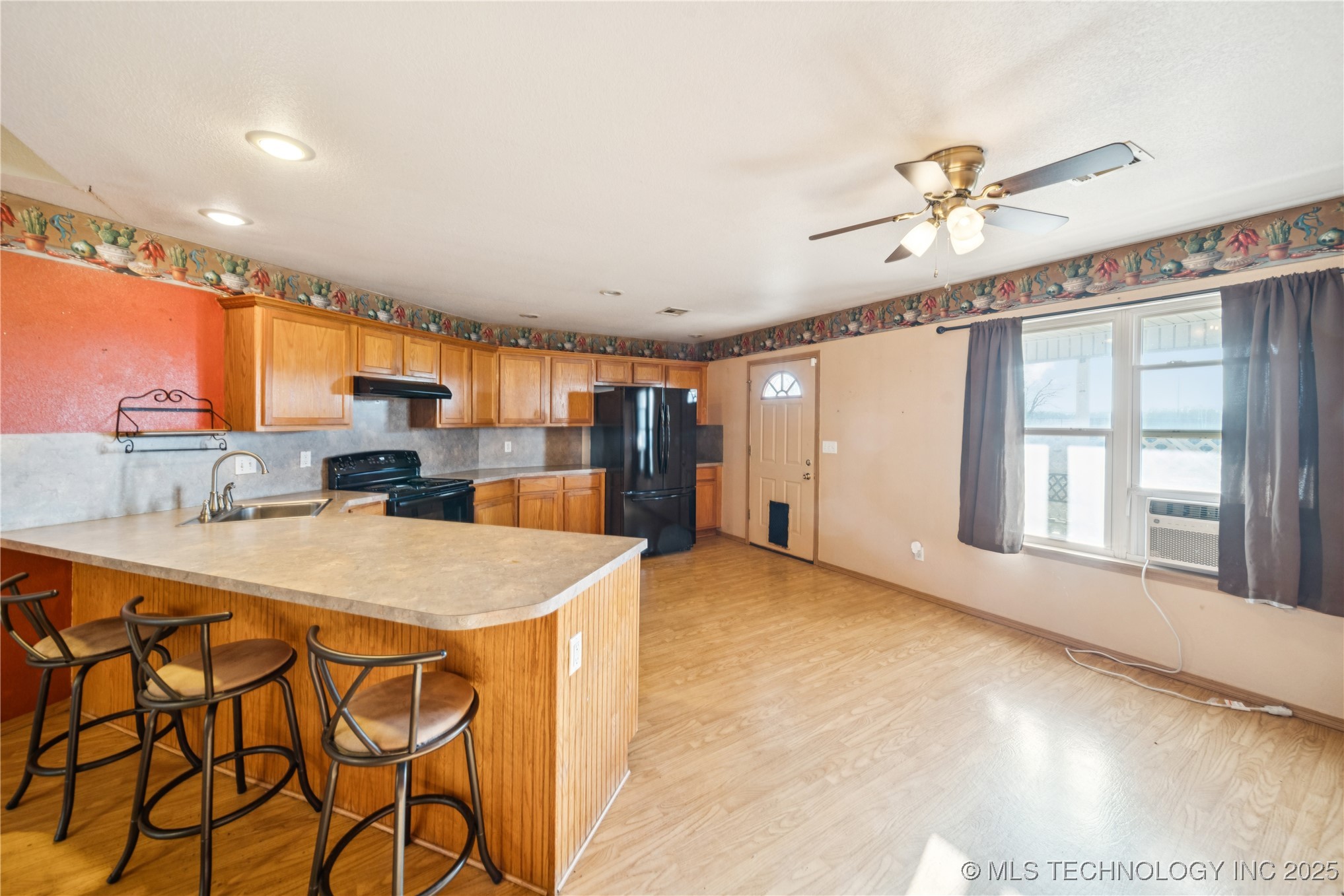 9462 Yorkshire Avenue Property Photo 10