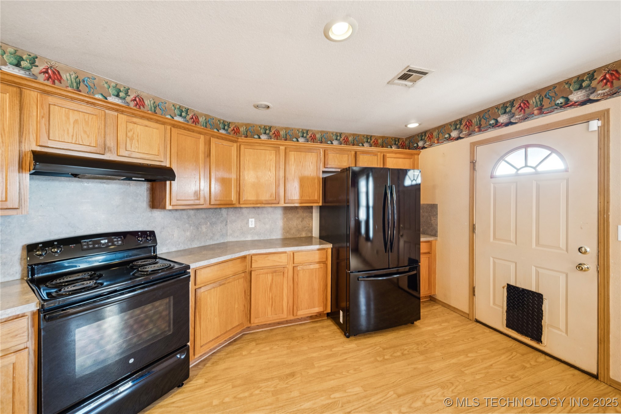 9462 Yorkshire Avenue Property Photo 14