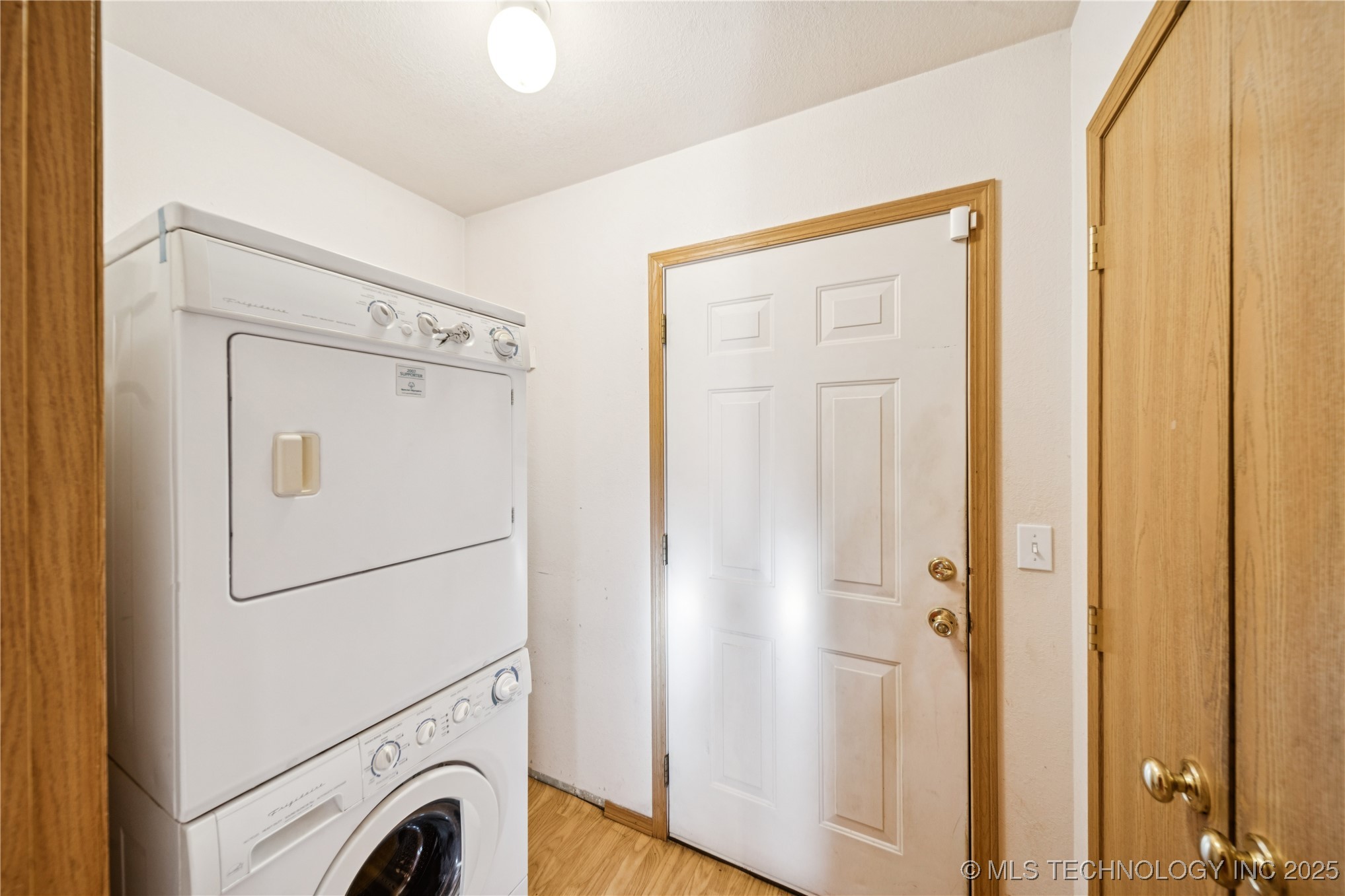 9462 Yorkshire Avenue Property Photo 18