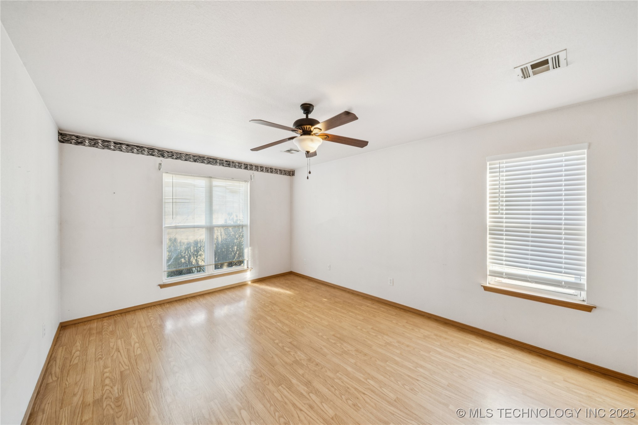 9462 Yorkshire Avenue Property Photo 22