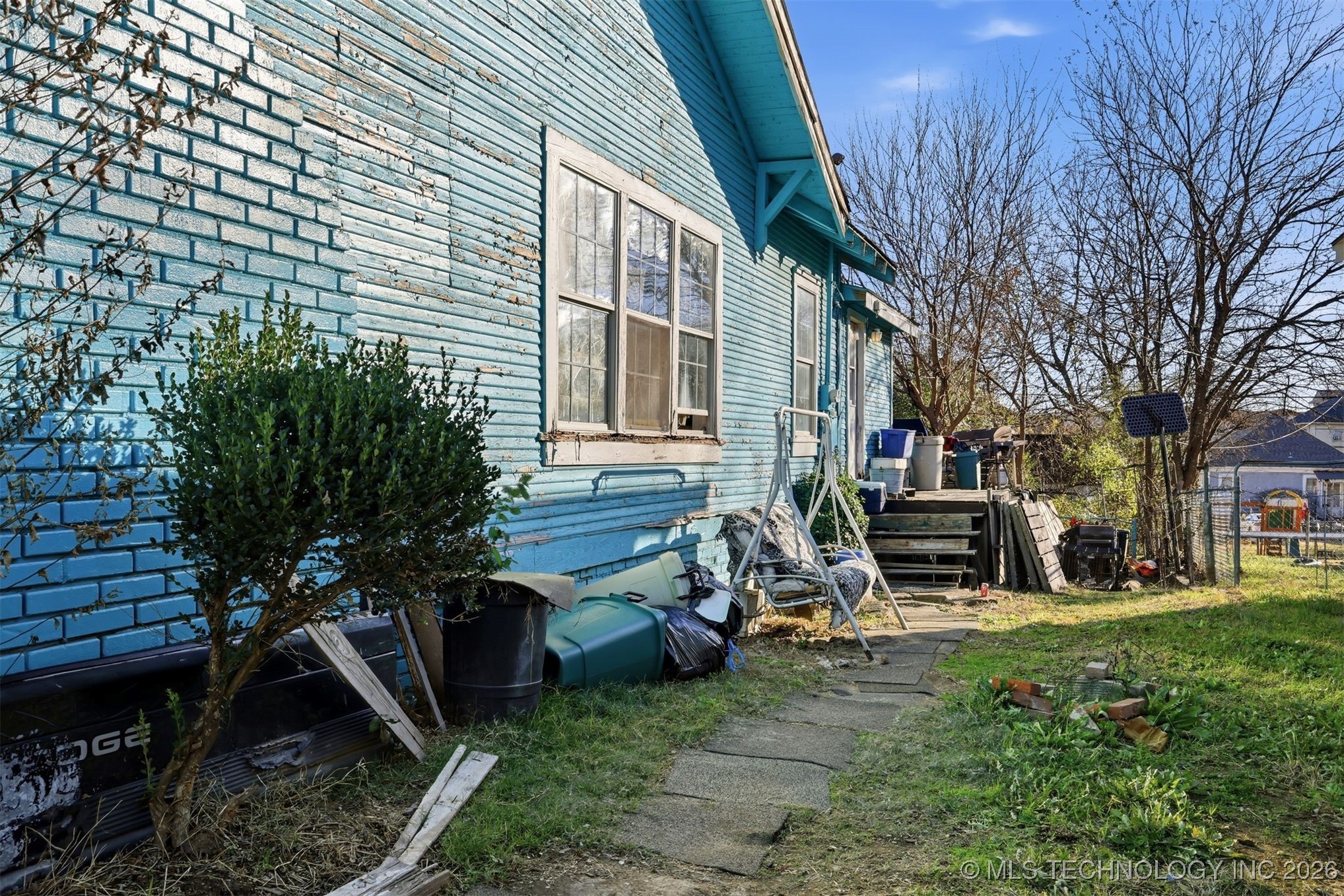 303 W Cummings Street Property Photo 8