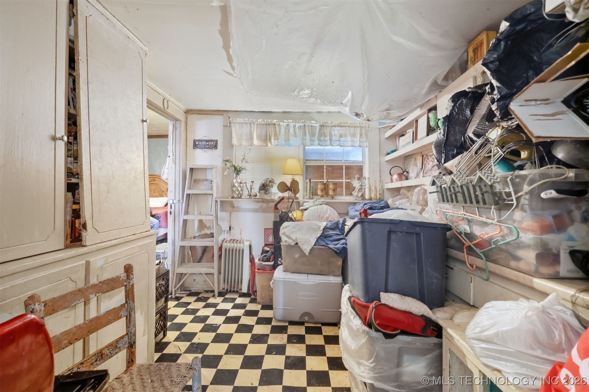 303 W Cummings Street Property Photo 16