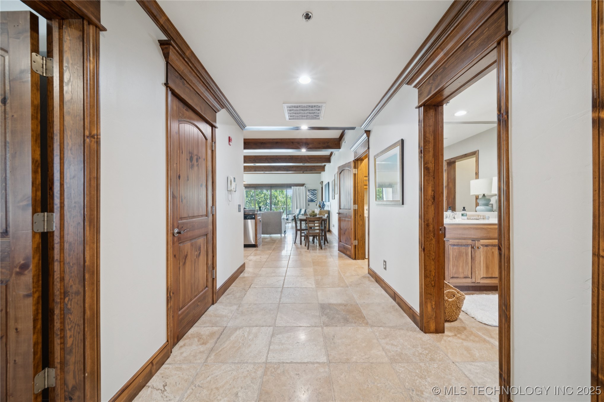 57425 E Highway 125 Highway 20432024 Property Photo 2