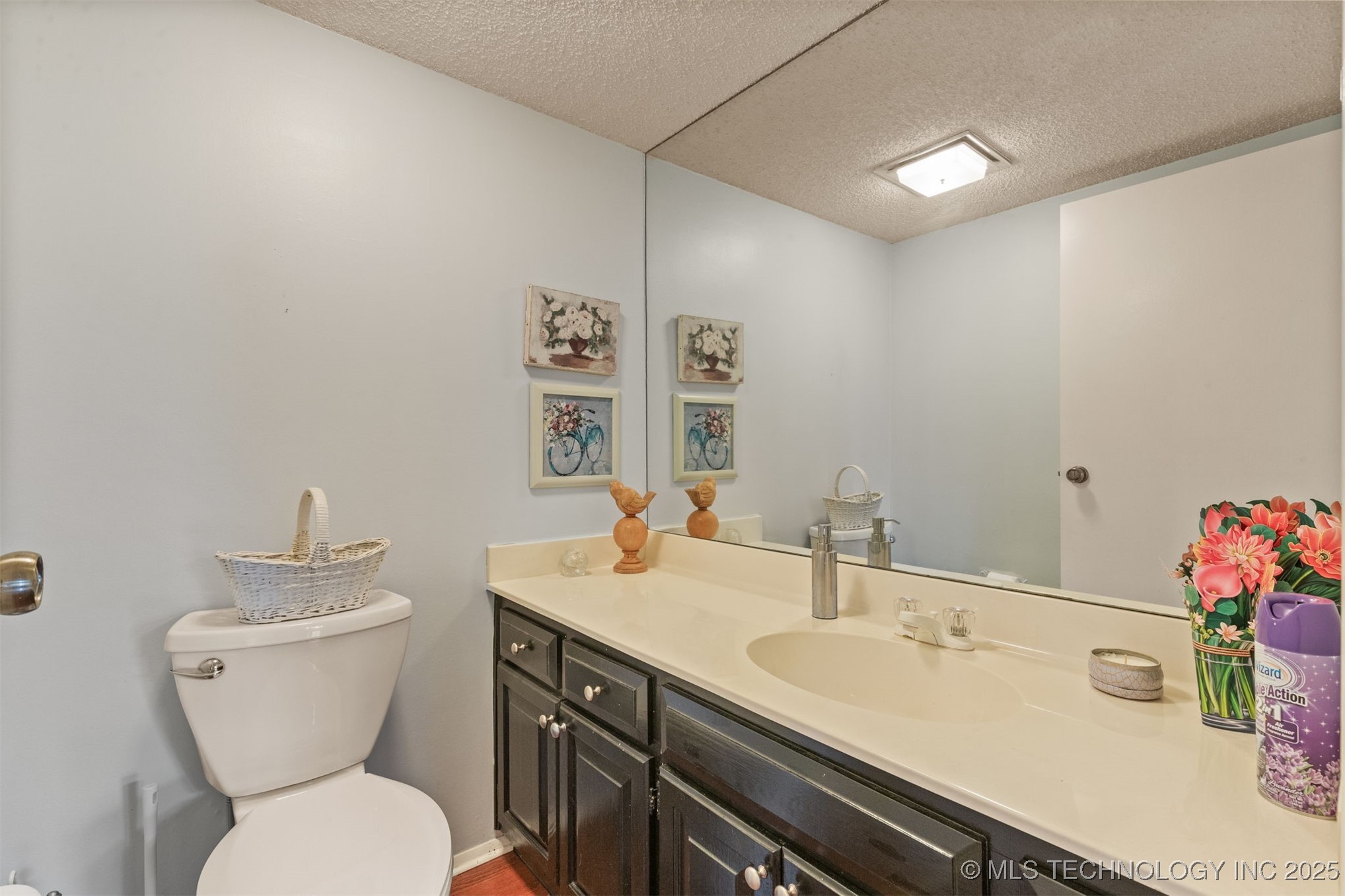 6013 S Atlanta Avenue 2 Property Photo 10
