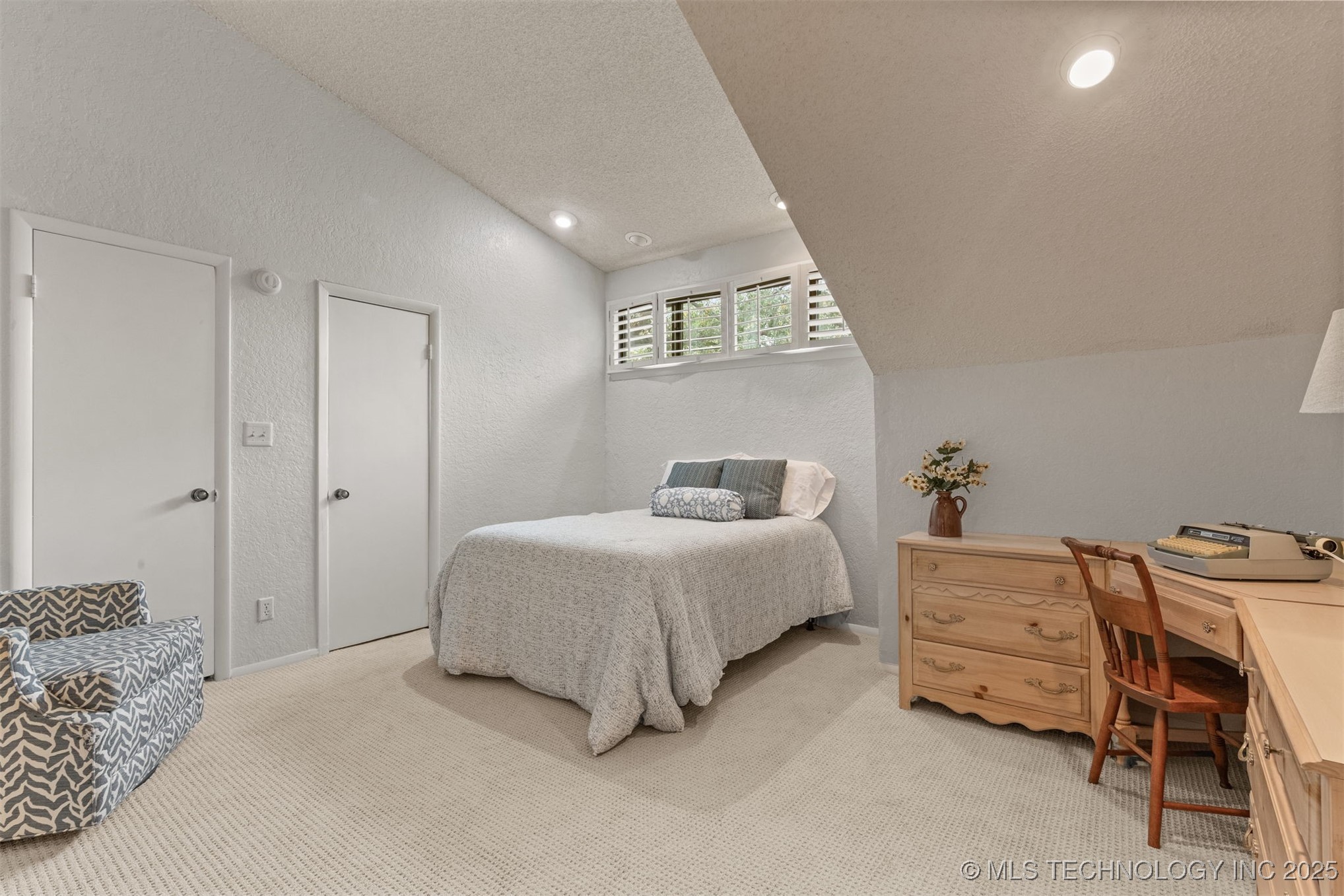 6013 S Atlanta Avenue 2 Property Photo 20