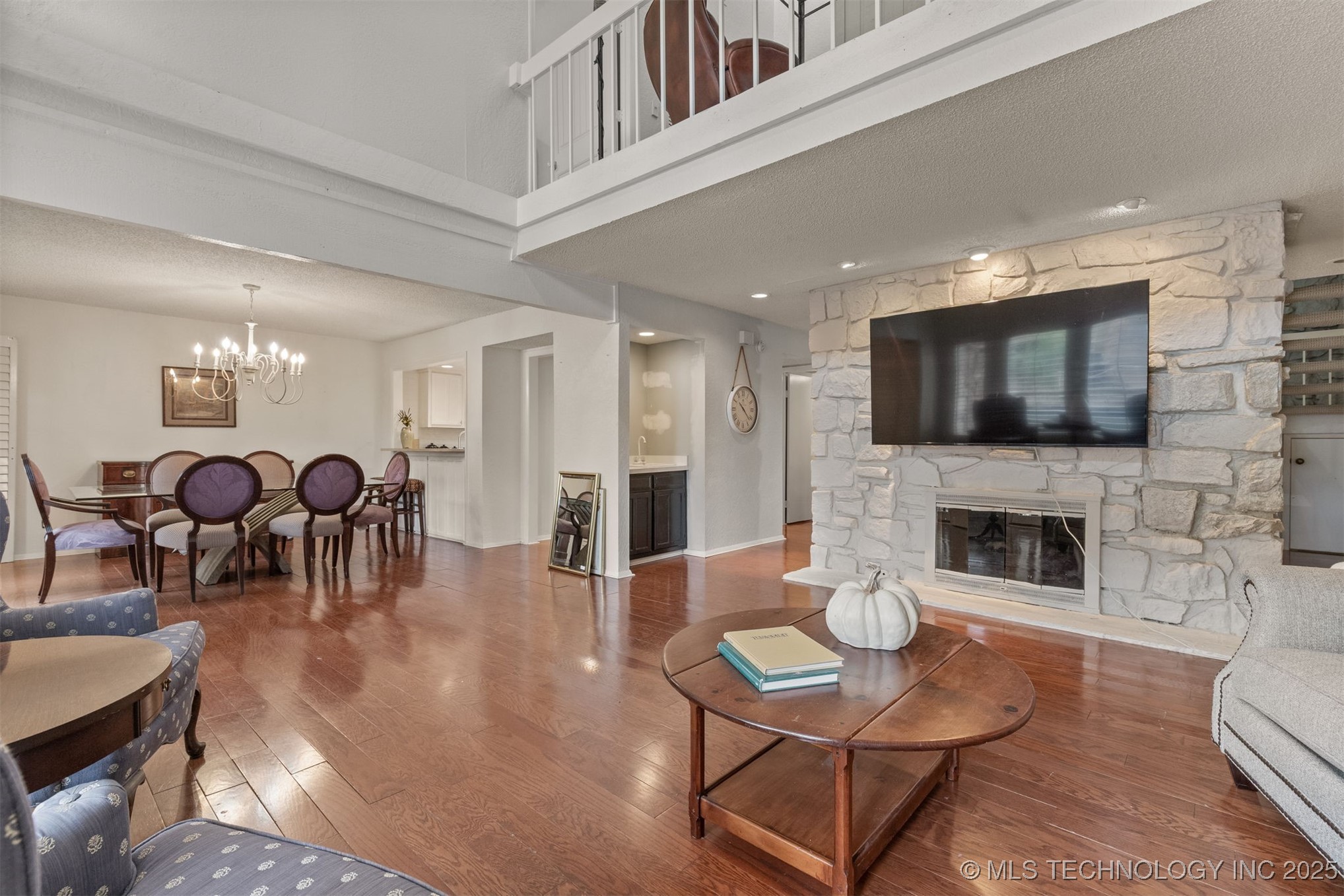 6013 S Atlanta Avenue 2 Property Photo 23