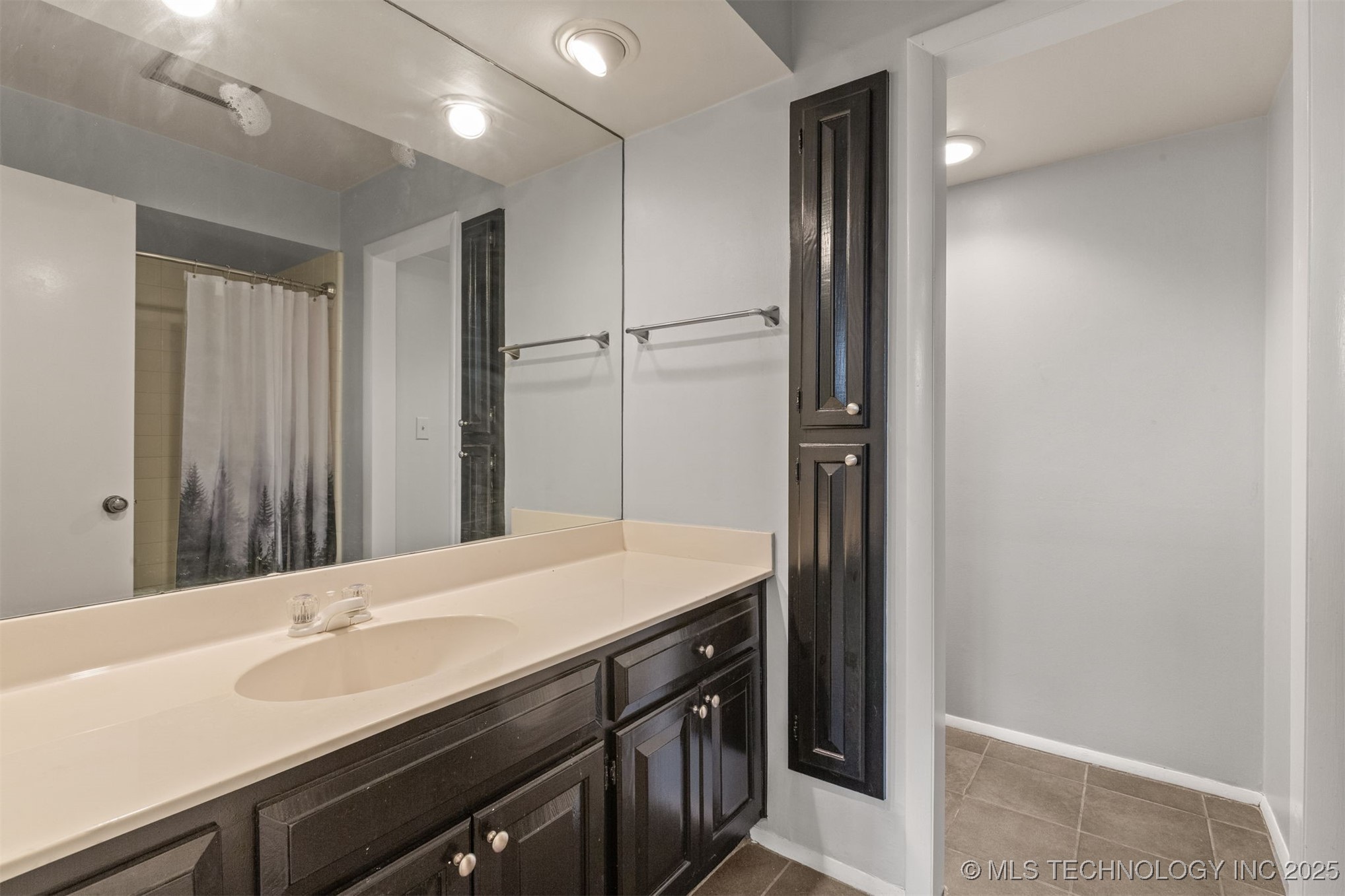 6013 S Atlanta Avenue 2 Property Photo 38