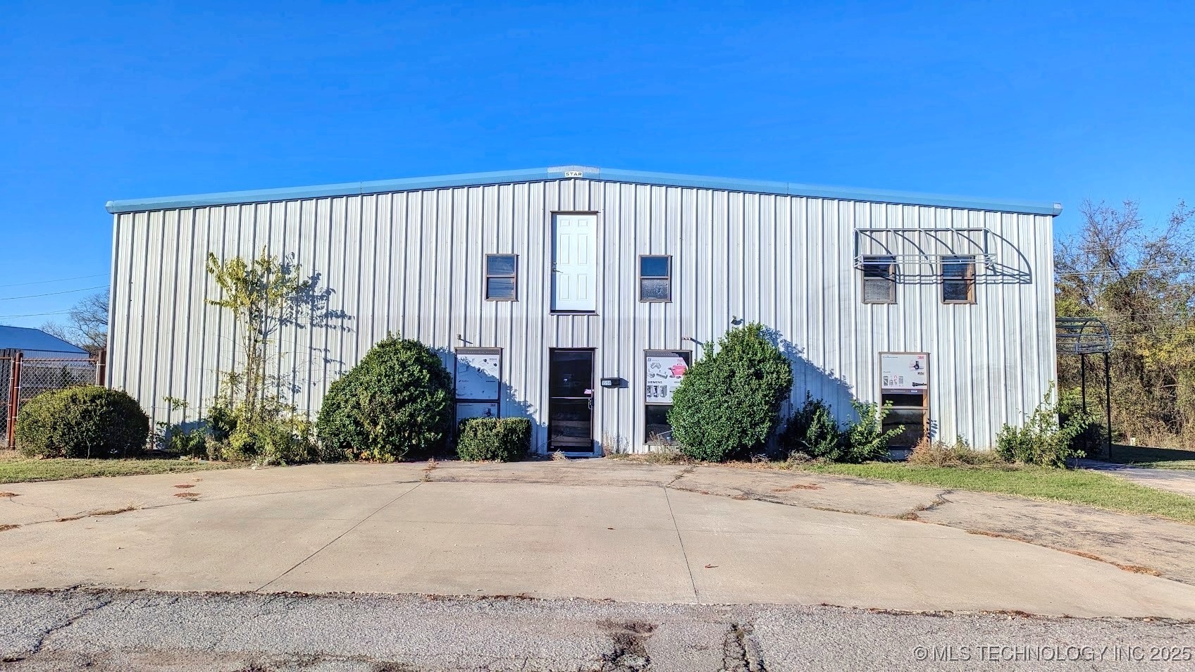 1598 Park Hill Road Property Photo 2