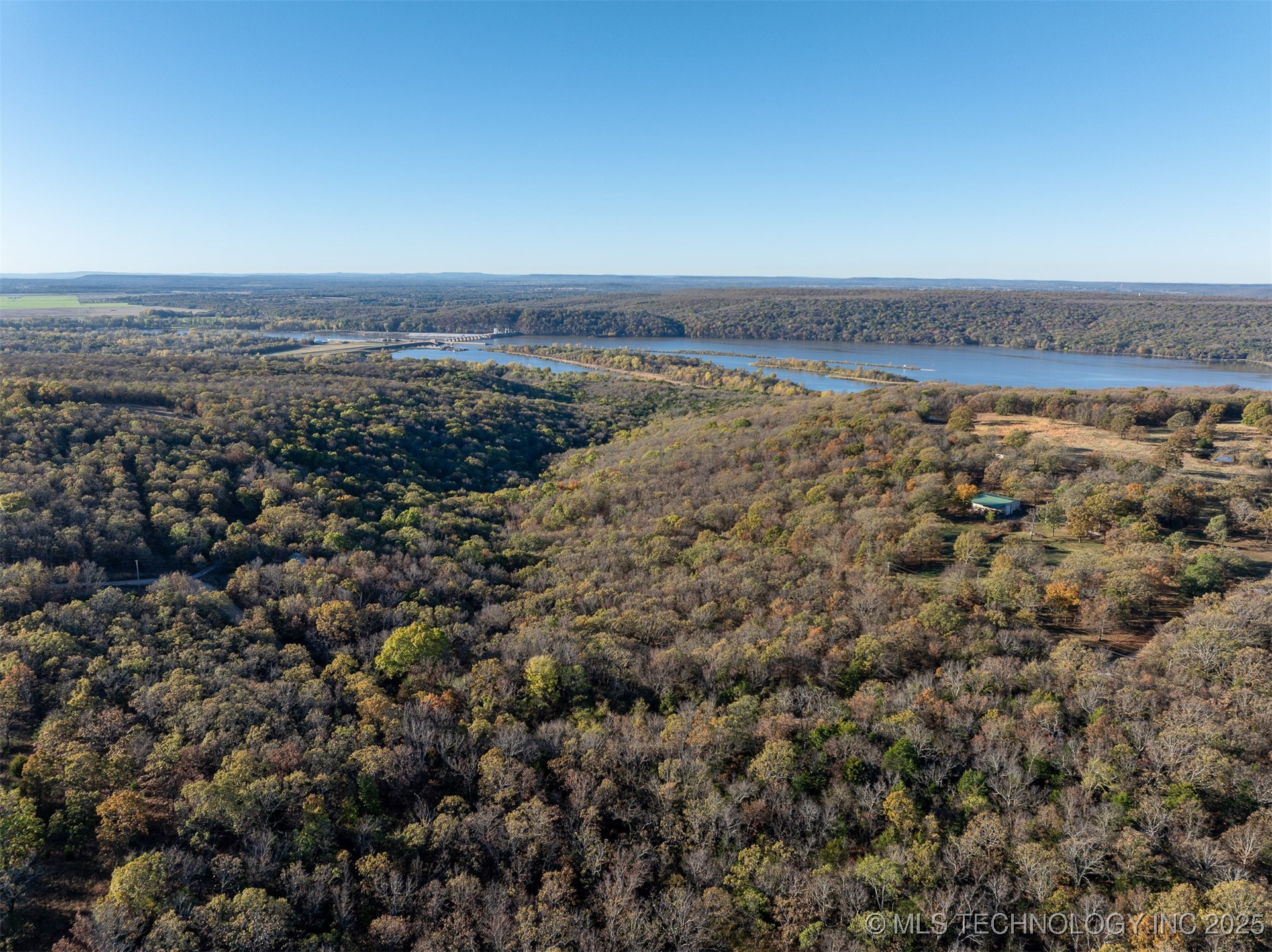 6 S 128th Street Property Photo 3