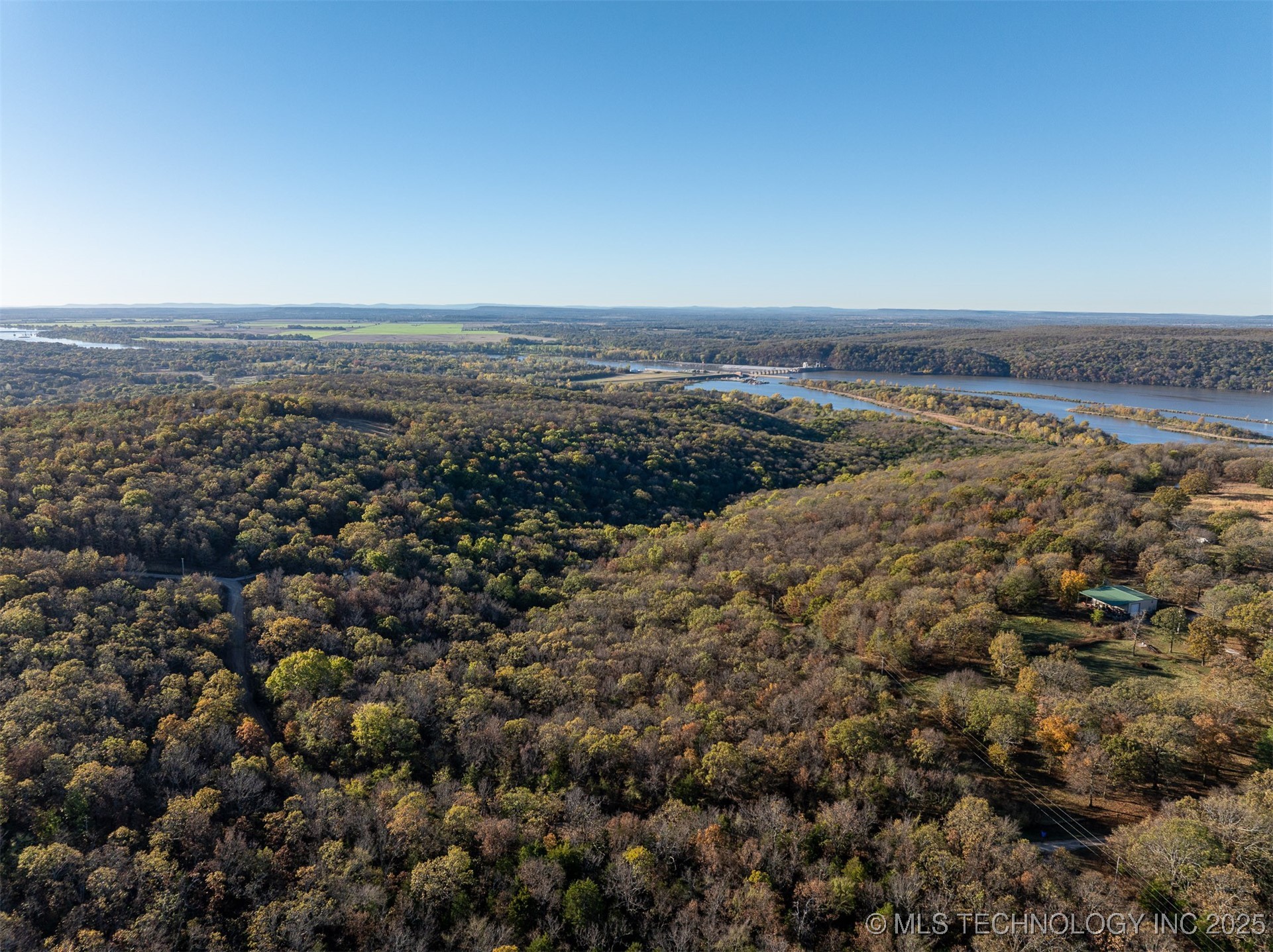 6 S 128th Street Property Photo 8