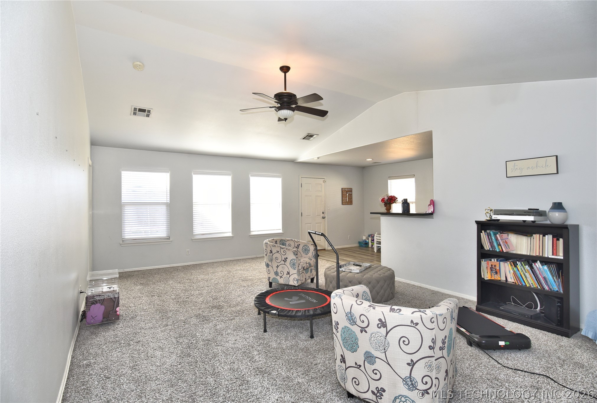 2021 E Concord Street Property Photo 8