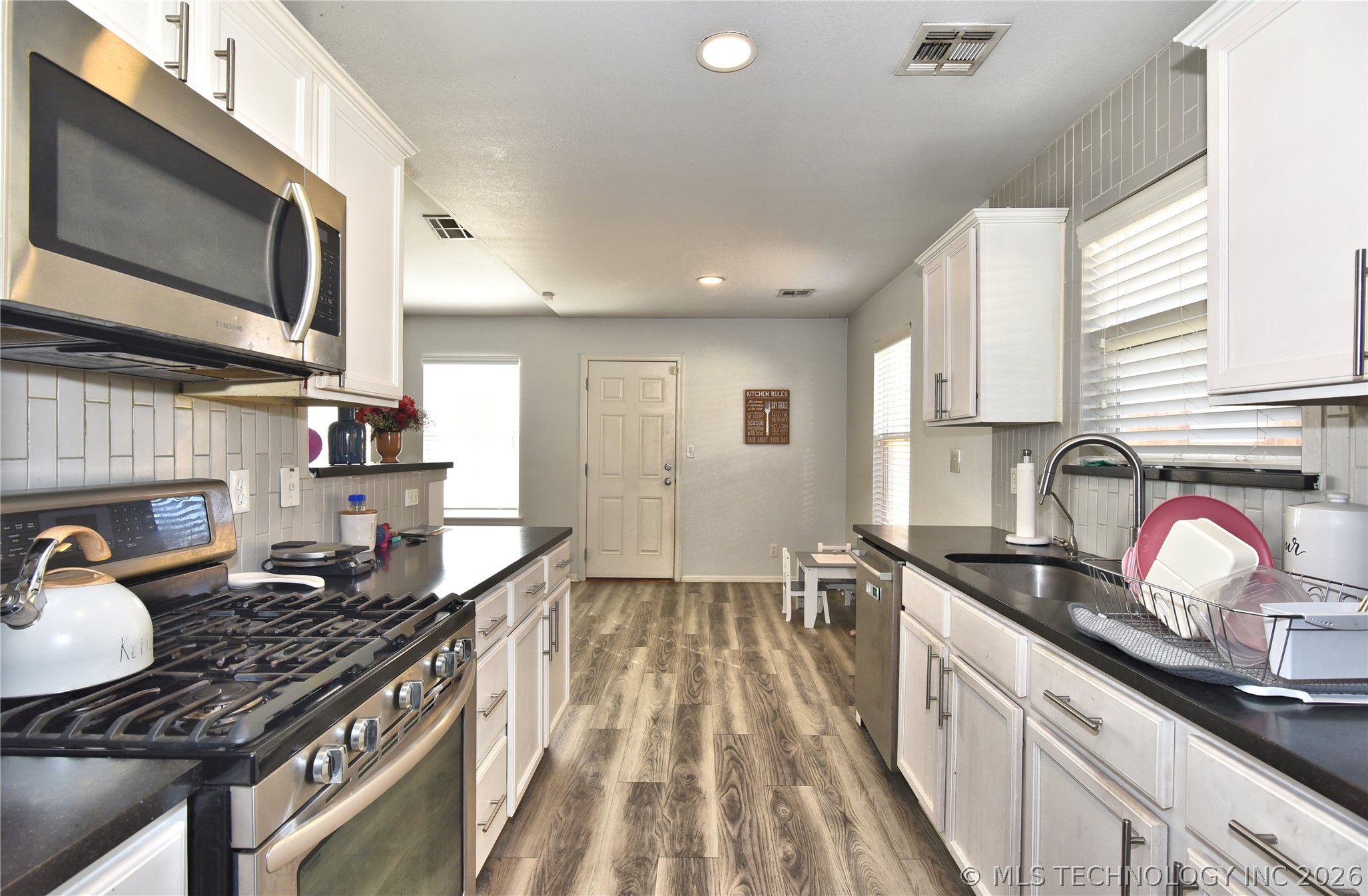 2021 E Concord Street Property Photo 11