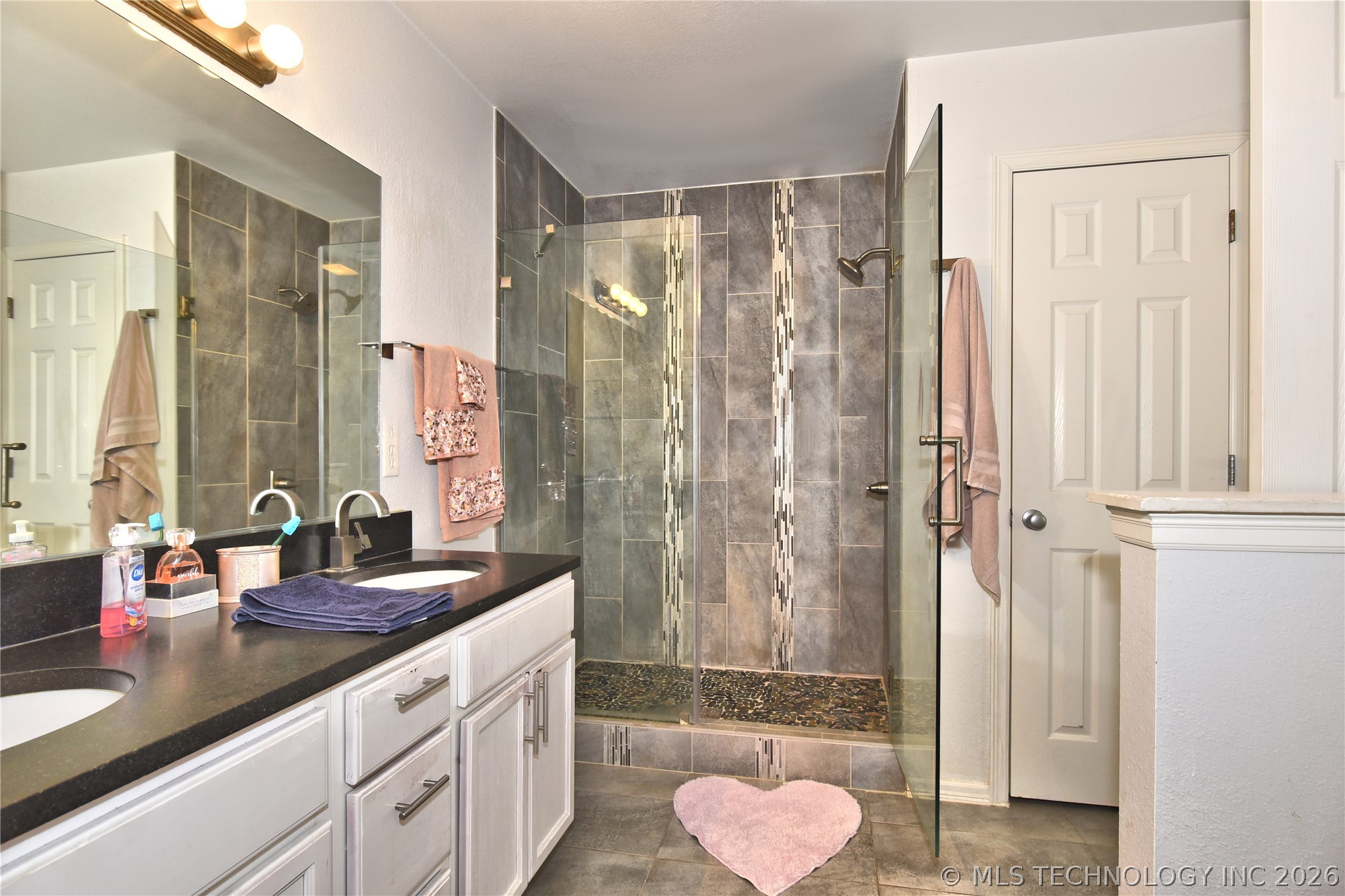 2021 E Concord Street Property Photo 16