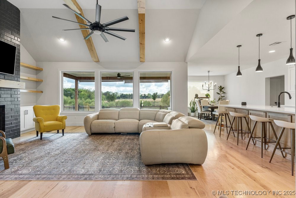 13722 S 20th Place E Property Photo 15