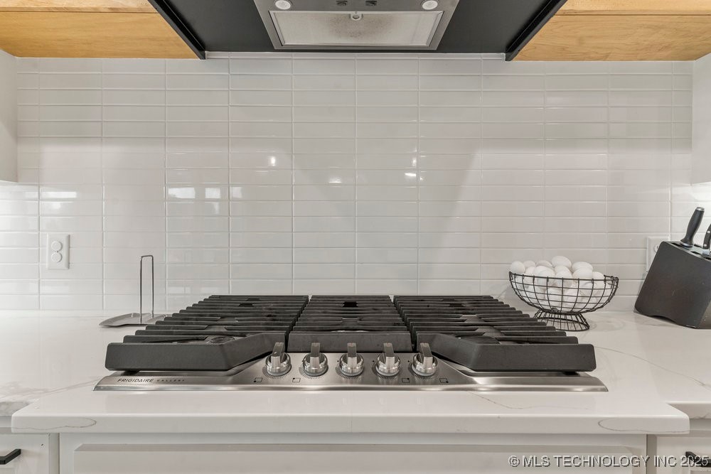 13722 S 20th Place E Property Photo 25