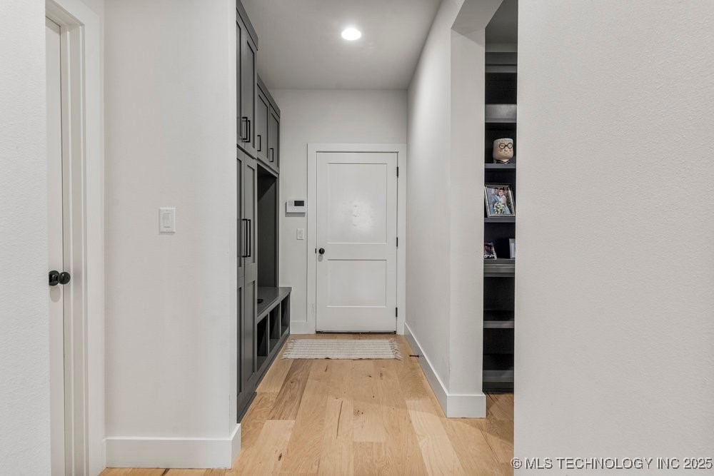 13722 S 20th Place E Property Photo 31