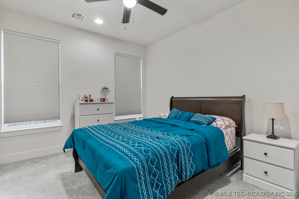 13722 S 20th Place E Property Photo 32