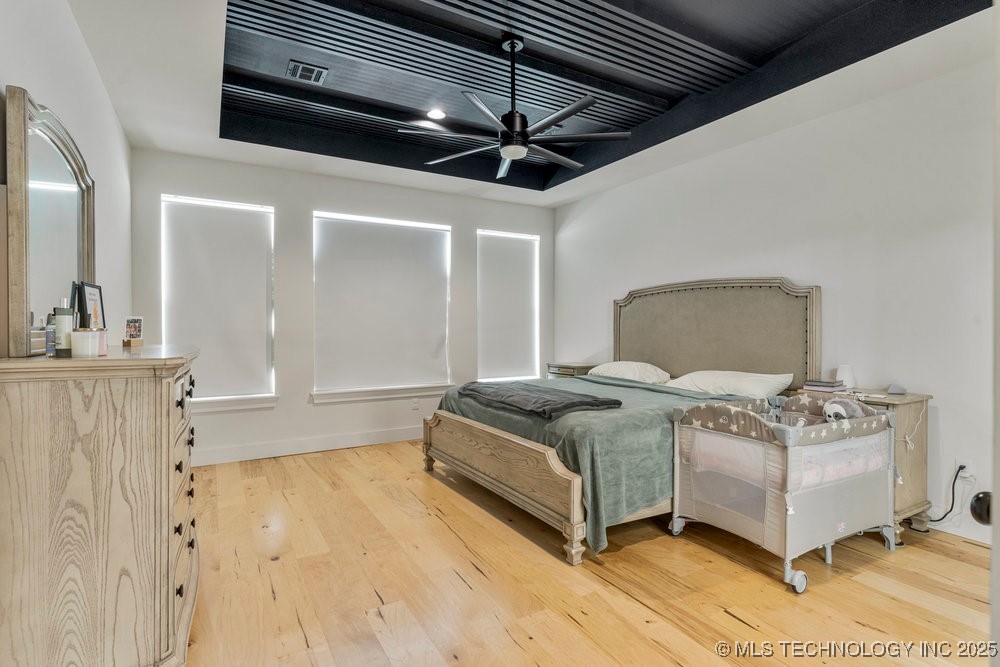 13722 S 20th Place E Property Photo 37