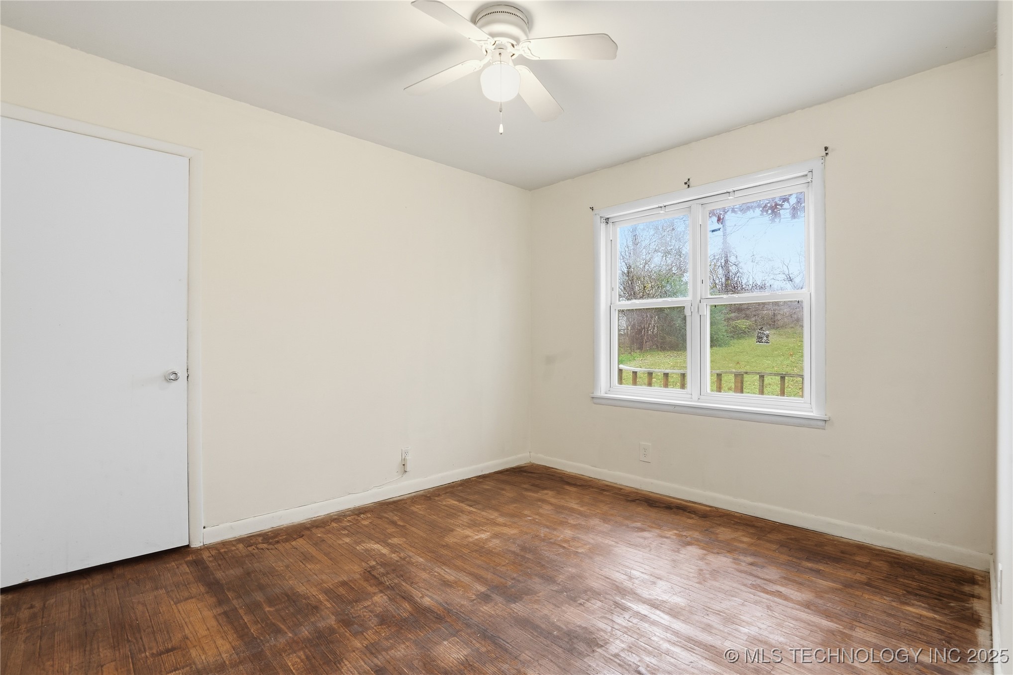 549 N 23rd West Avenue Property Photo 13