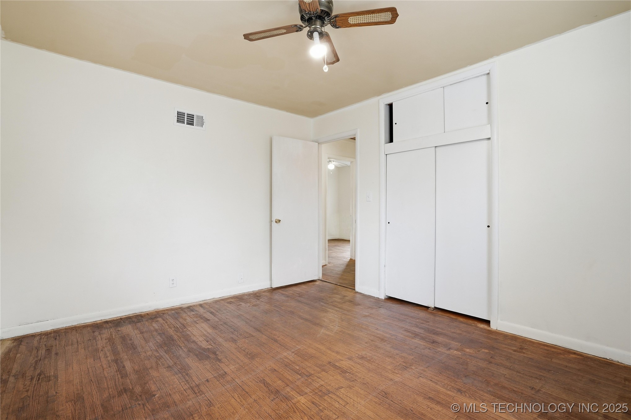 549 N 23rd West Avenue Property Photo 15