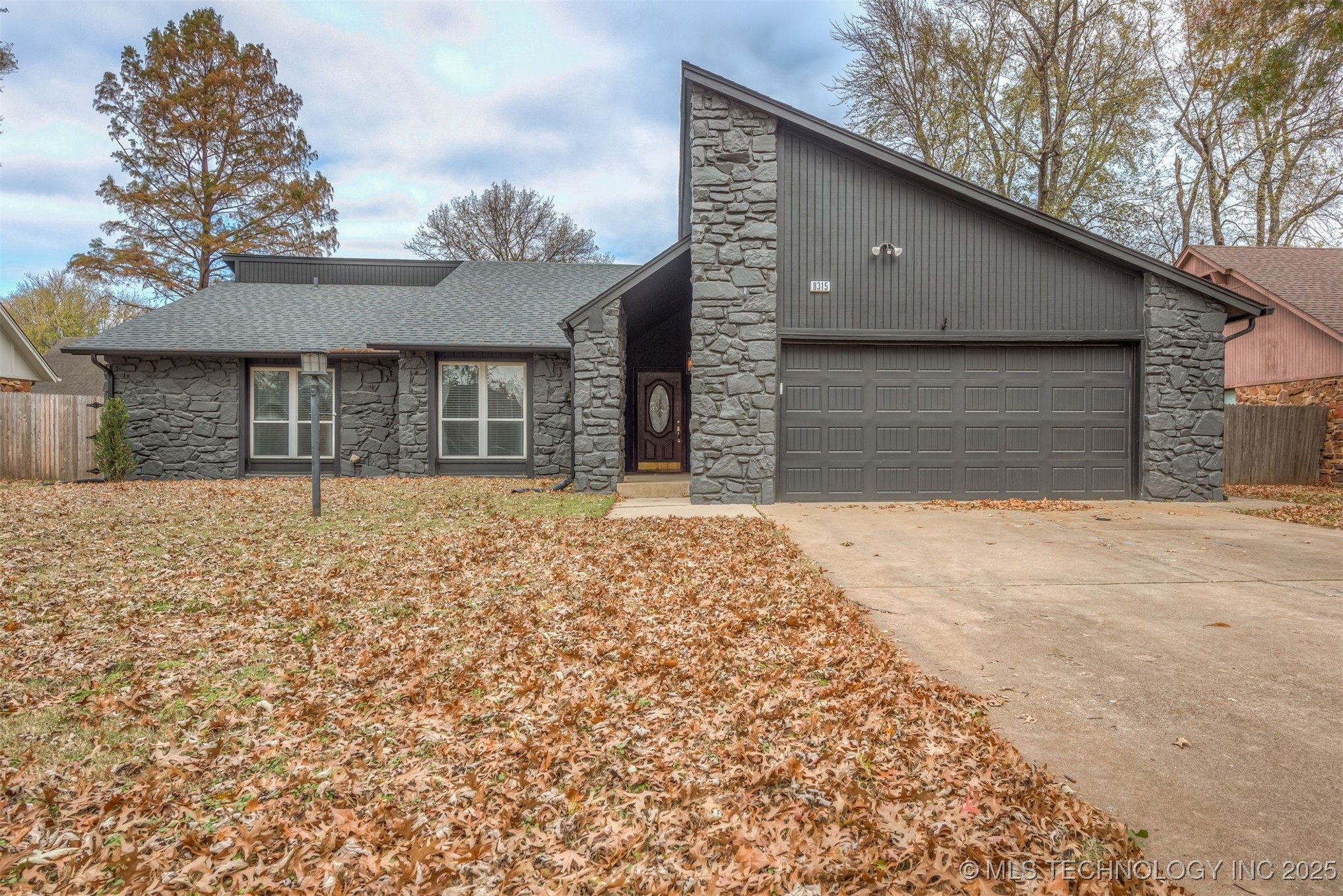 8315 E 107th Place Property Photo 1