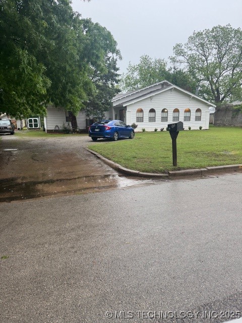 804 W Taliaferro Property Photo 3