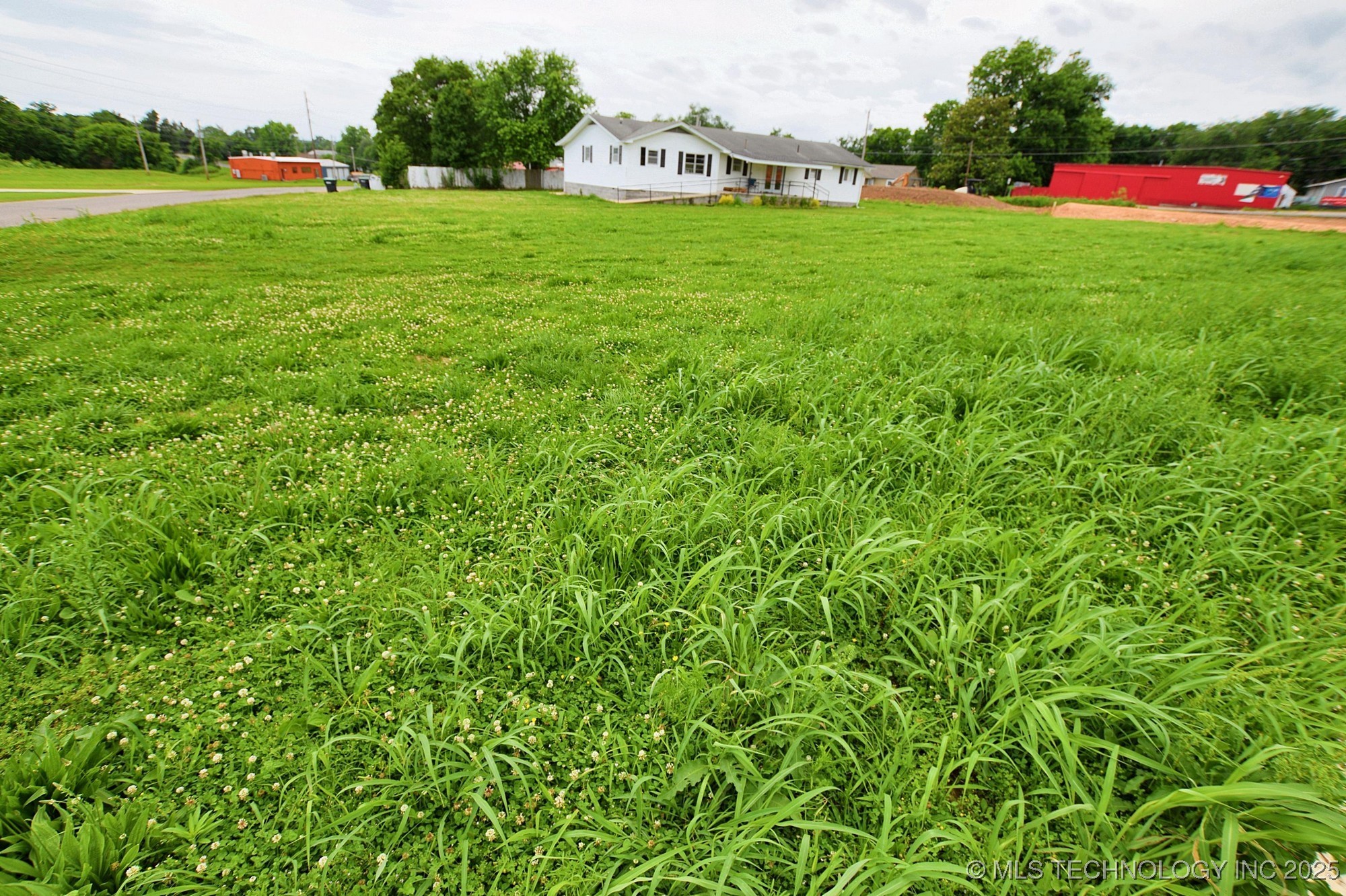 W Choctaw Street Property Photo 6