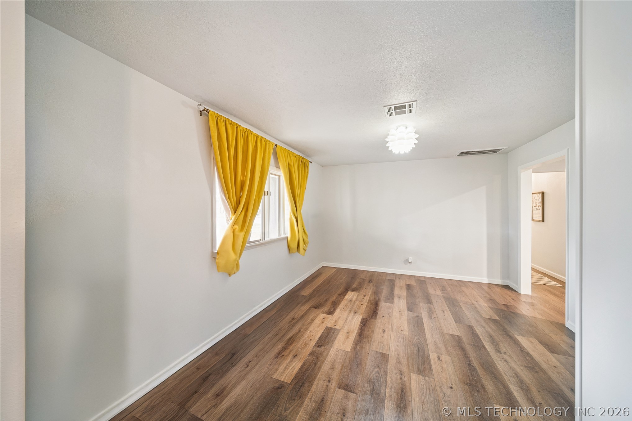 1335 N Mcfarland Place Property Photo 4