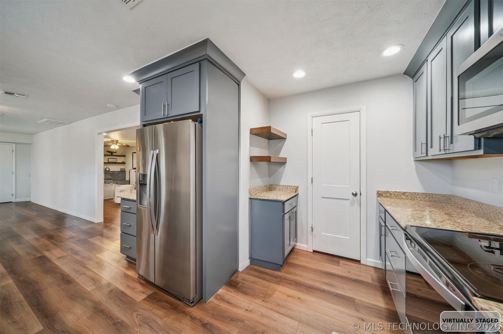 1335 N Mcfarland Place Property Photo 9