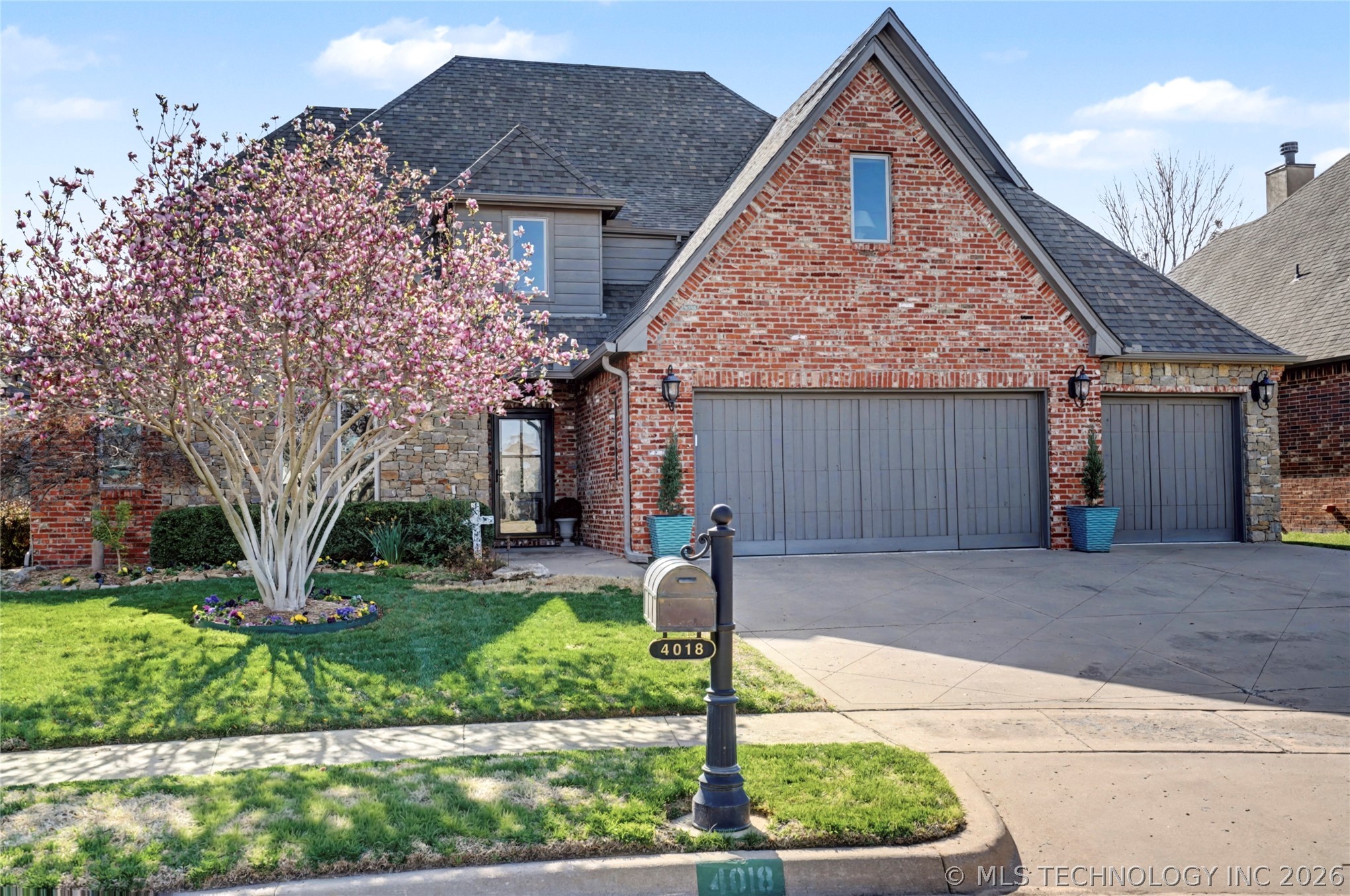 4018 E 119th Street Property Photo 2