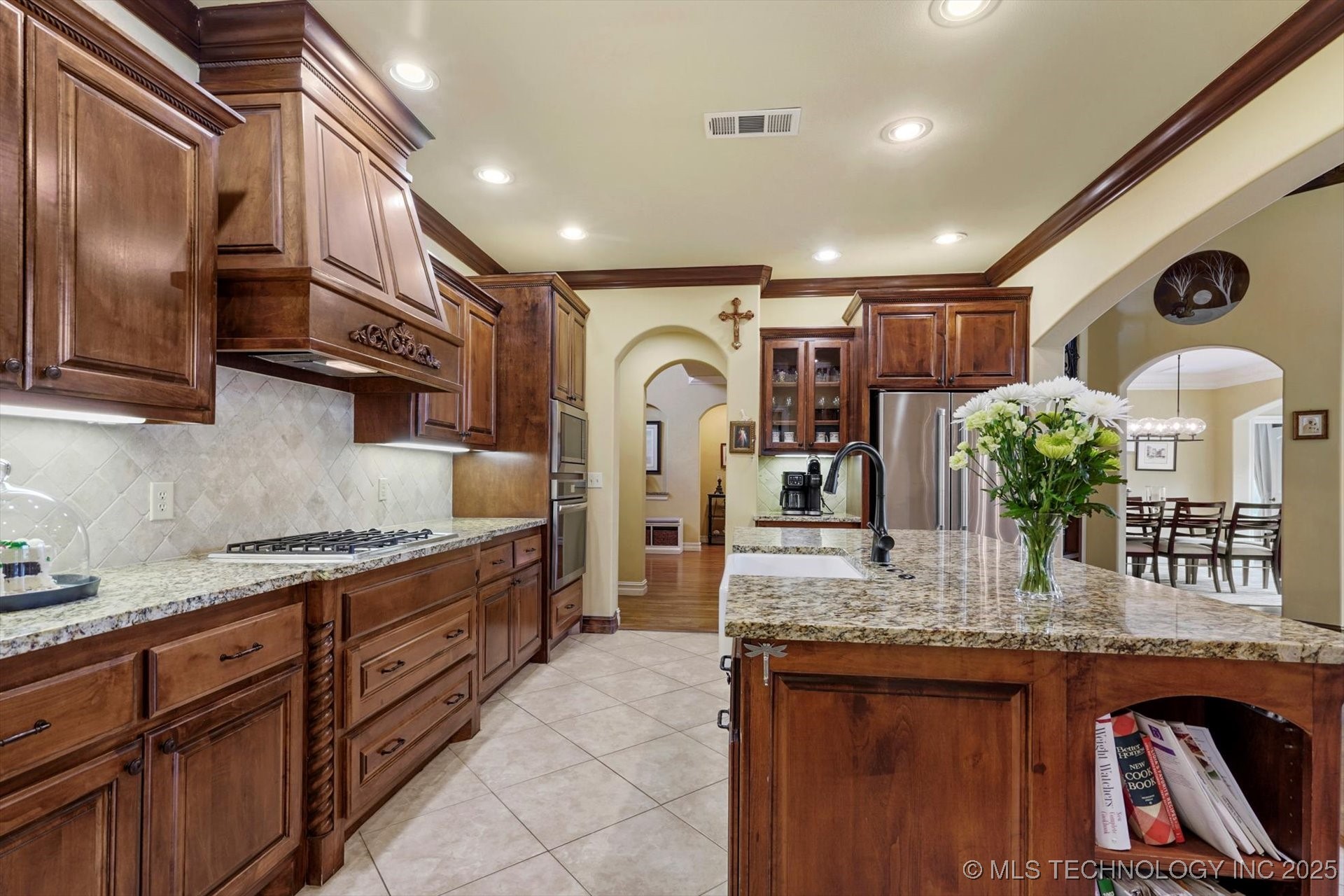 4018 E 119th Street Property Photo 8