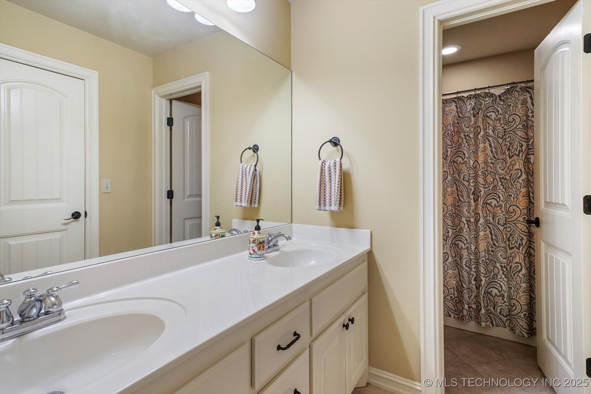 4018 E 119th Street Property Photo 36