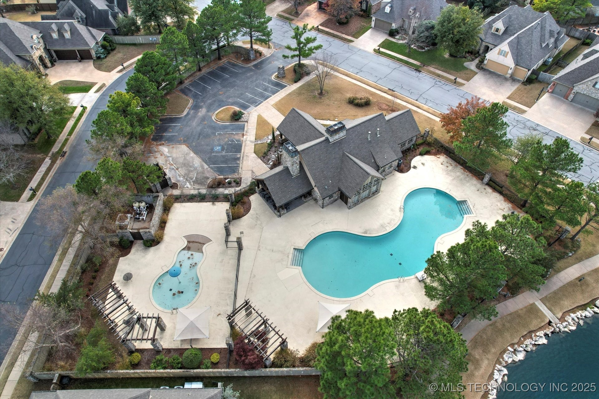 4018 E 119th Street Property Photo 47