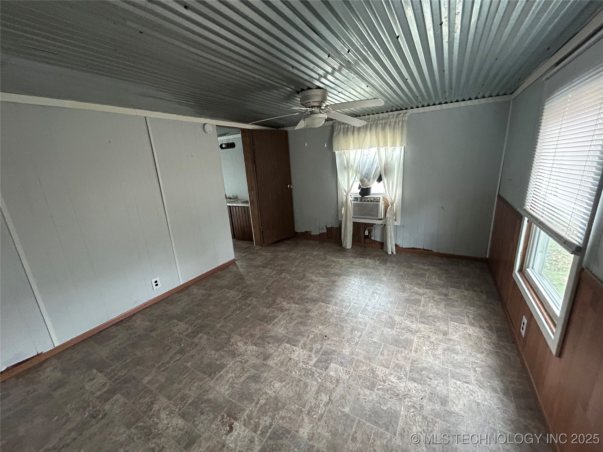 238 Cedar Tree Road Property Photo 9