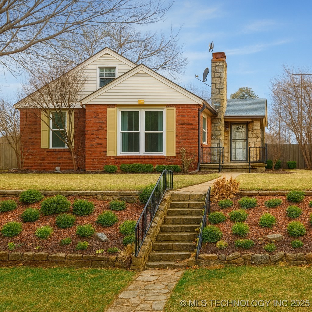 204 S Jamestown Avenue Property Photo 1