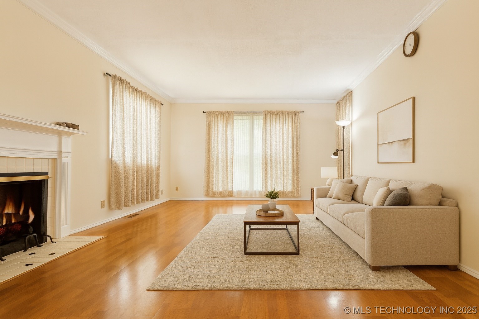 204 S Jamestown Avenue Property Photo 4