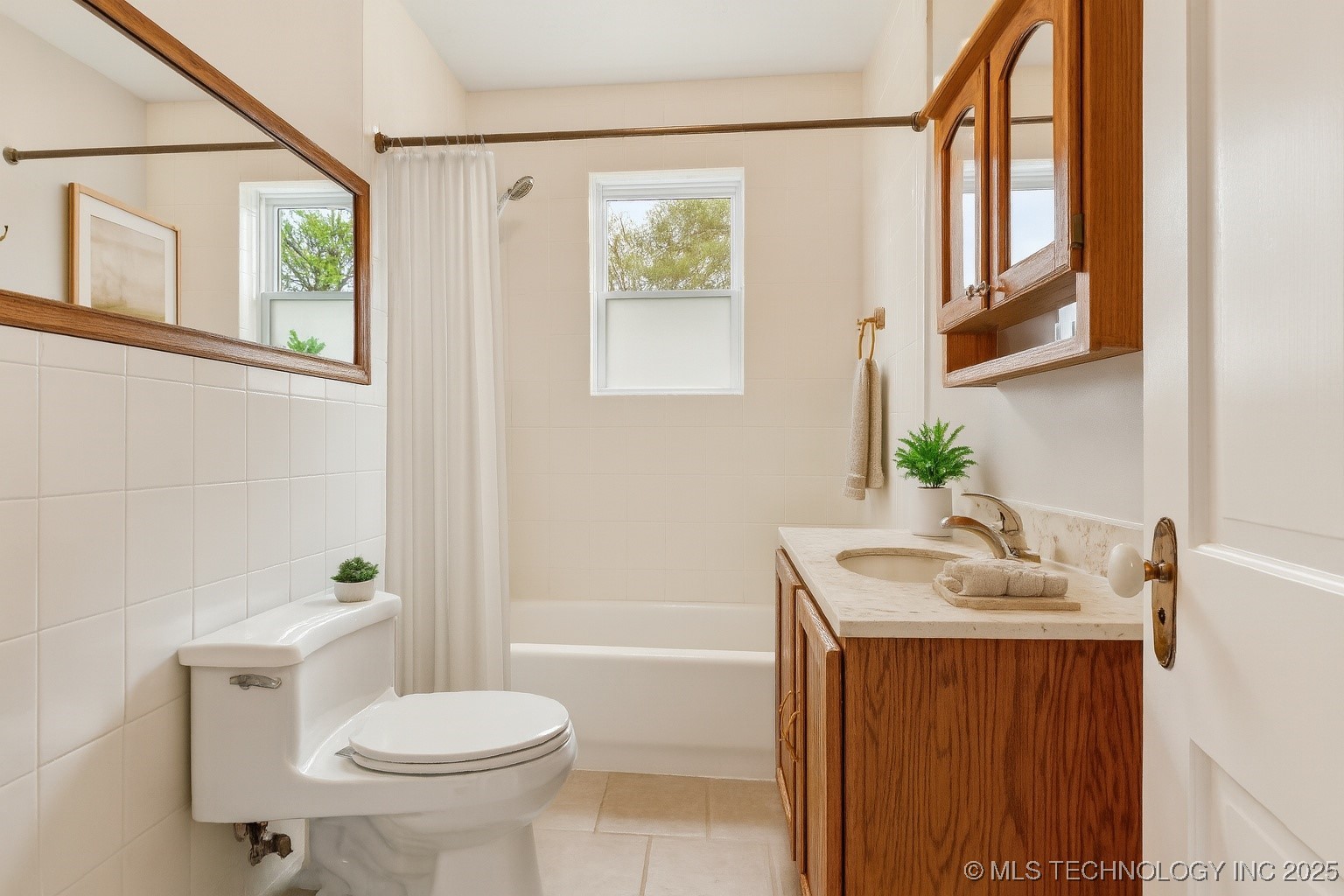 204 S Jamestown Avenue Property Photo 6