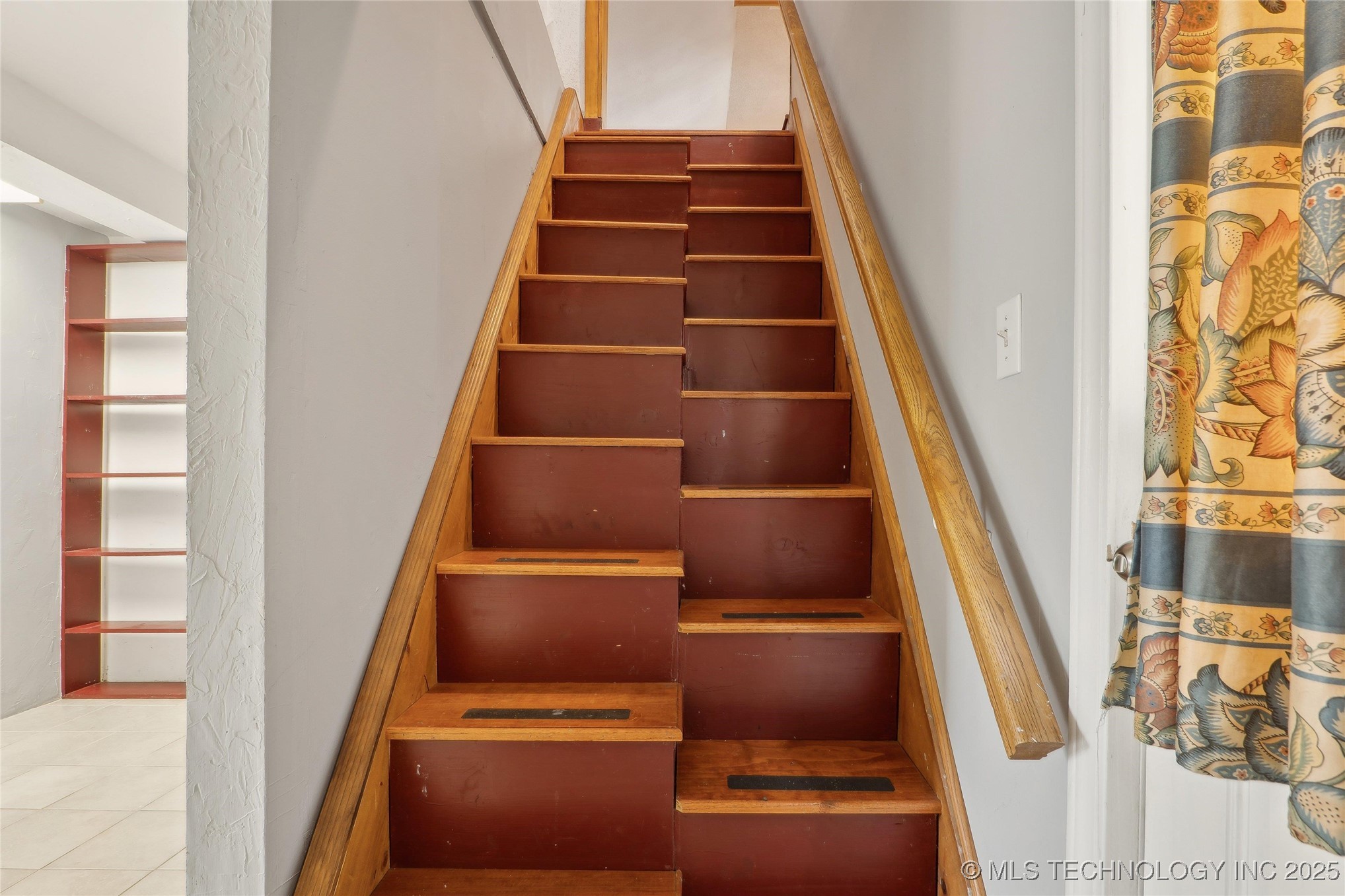 204 S Jamestown Avenue Property Photo 11