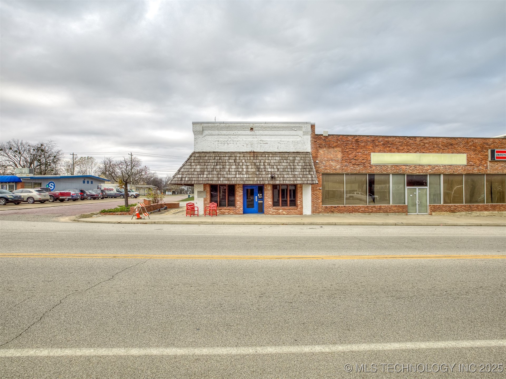 109 S Broadway Avenue Property Photo 9