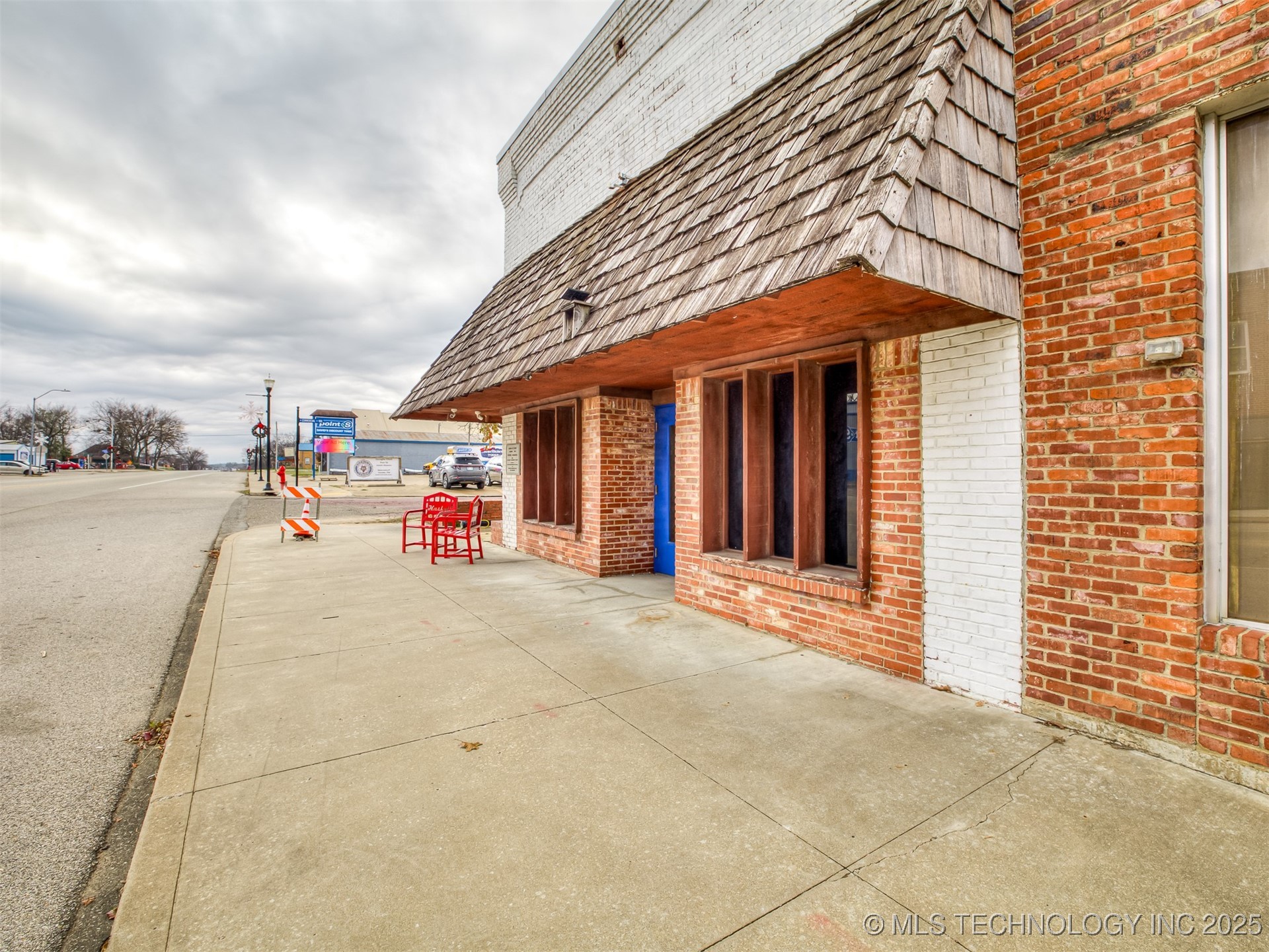 109 S Broadway Avenue Property Photo 11