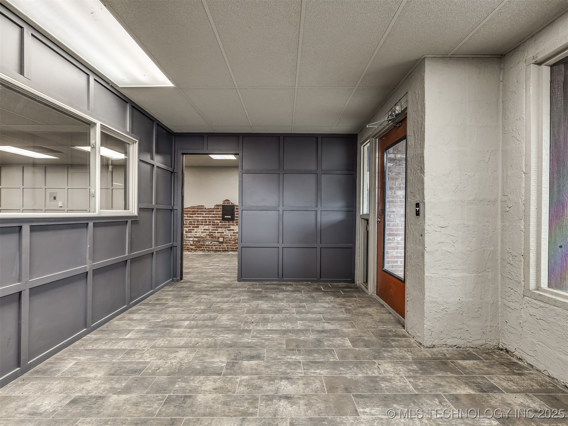 109 S Broadway Avenue Property Photo 16