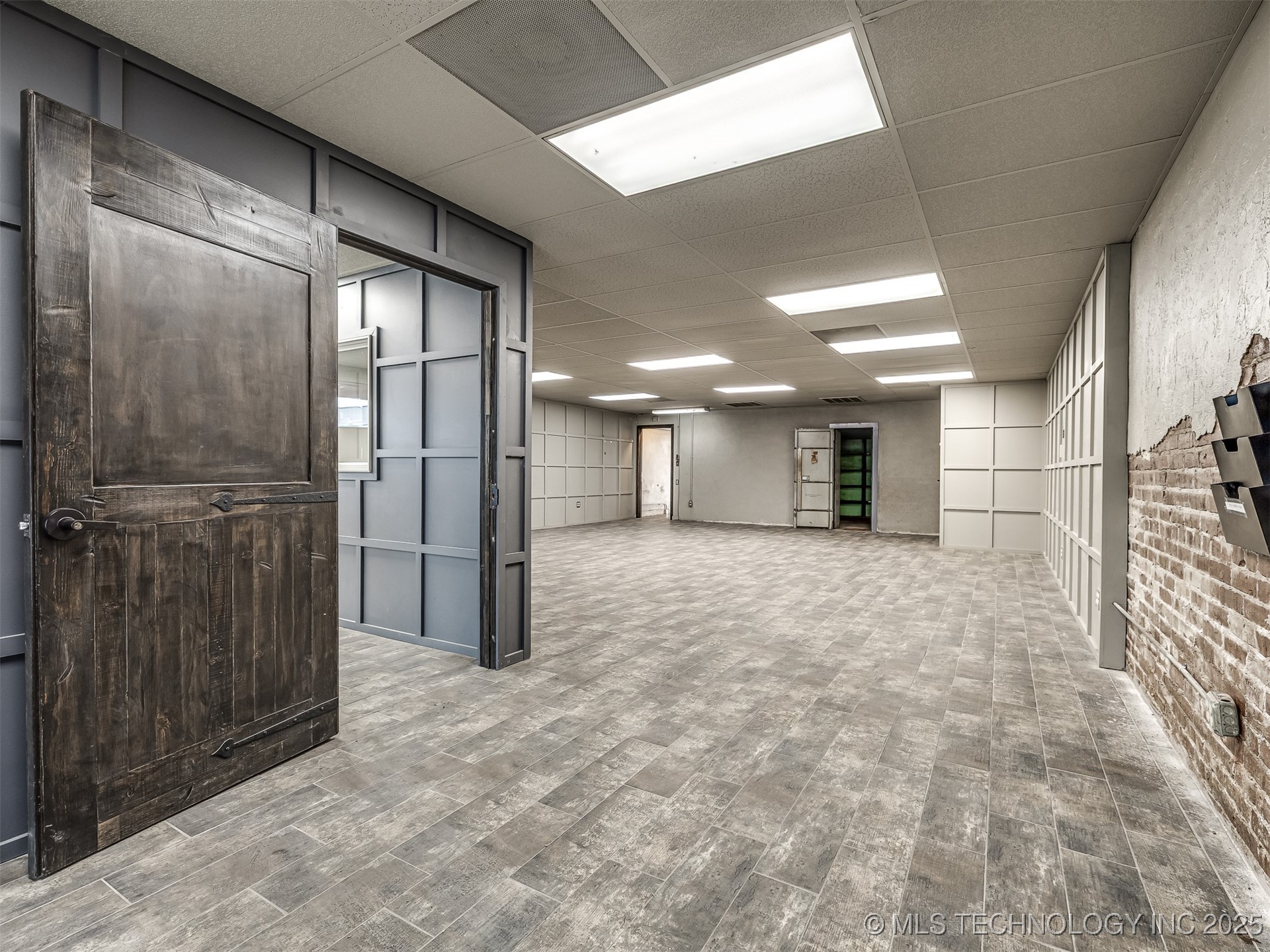 109 S Broadway Avenue Property Photo 19