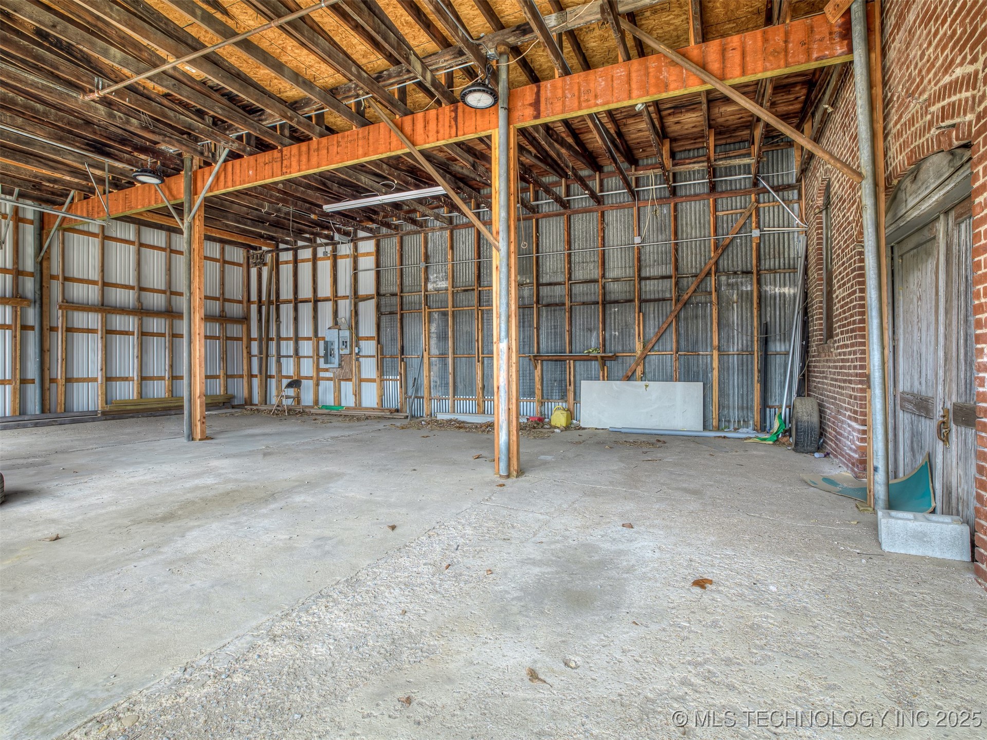 109 S Broadway Avenue Property Photo 49