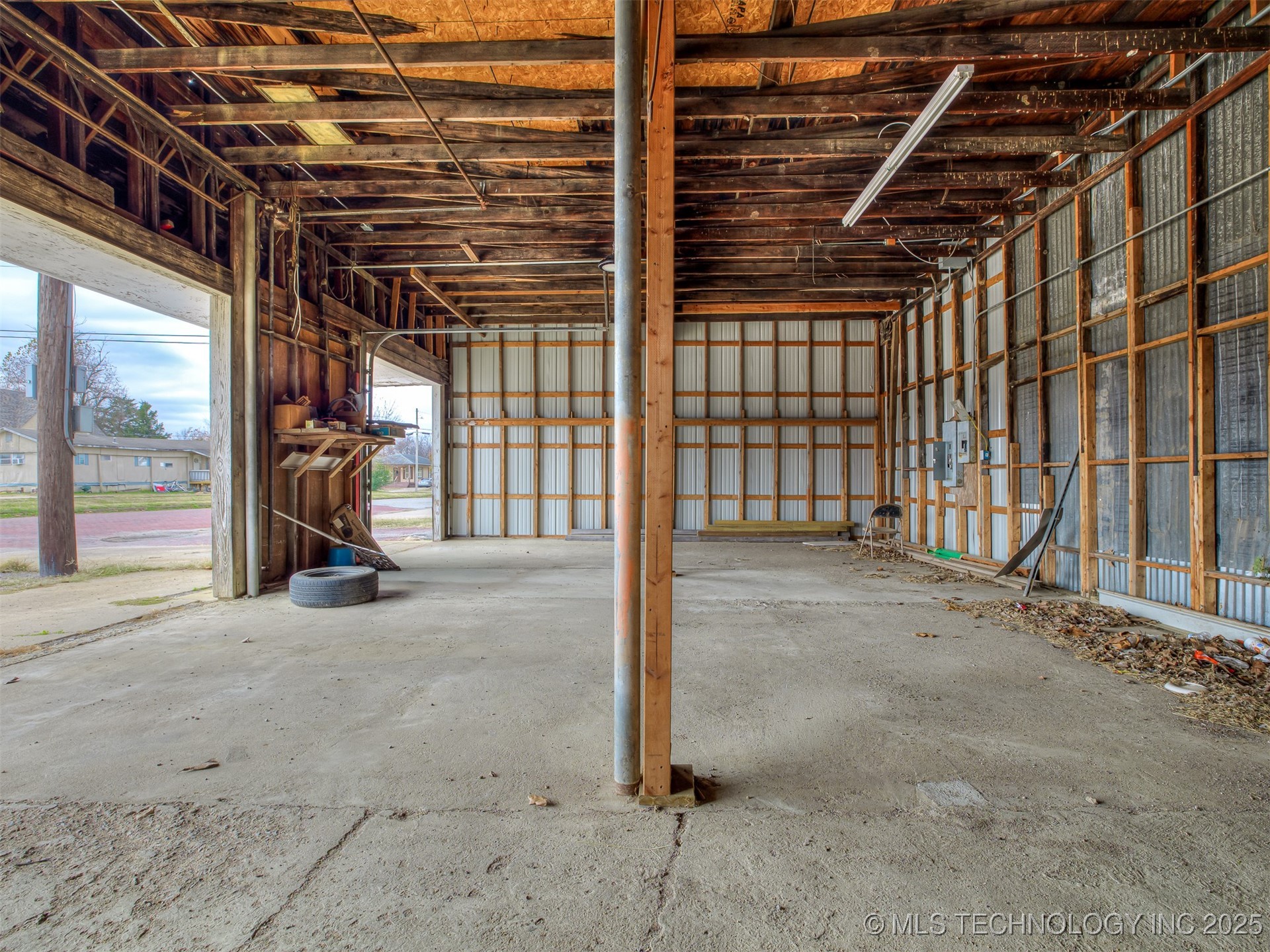 109 S Broadway Avenue Property Photo 52