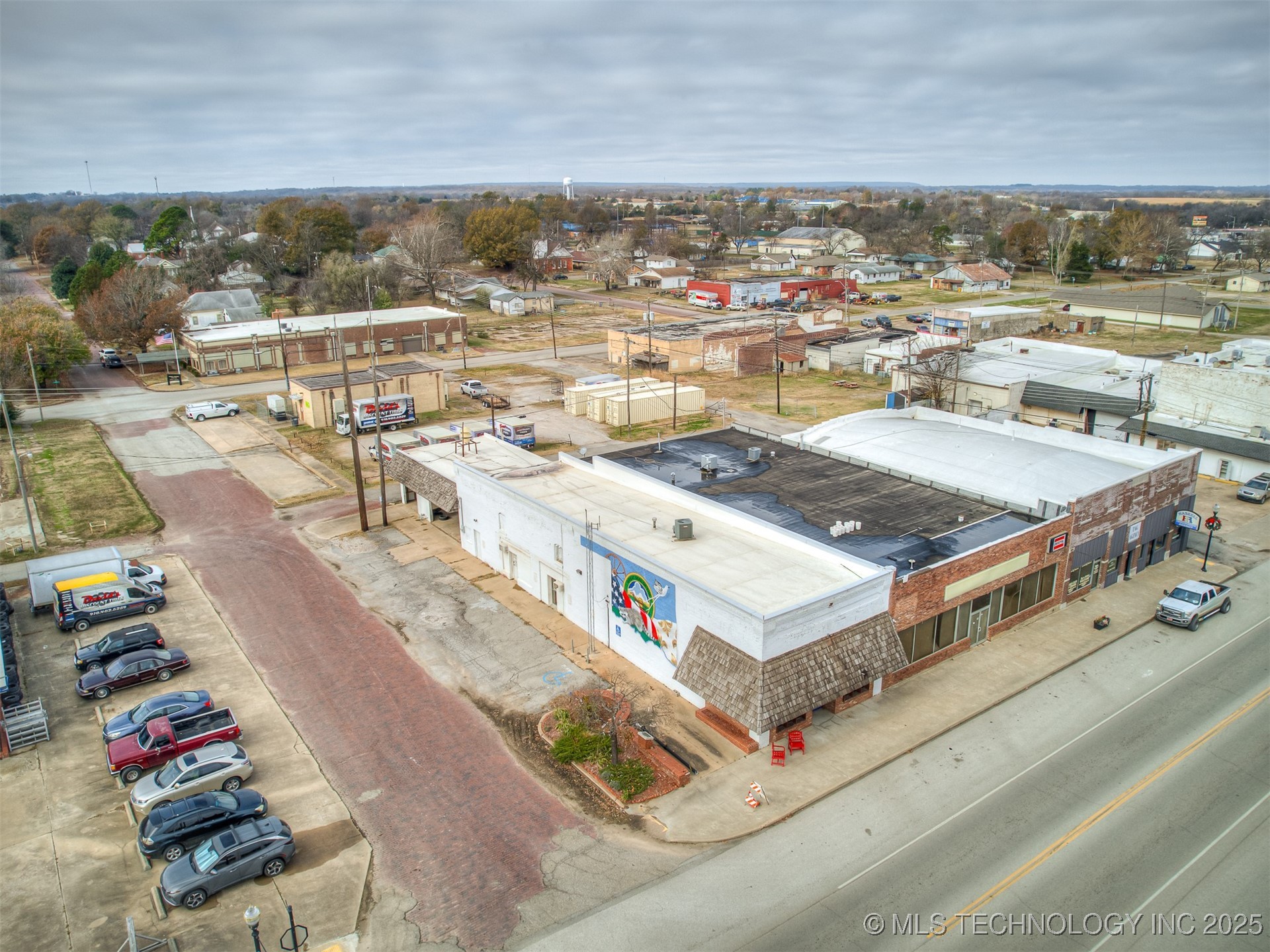 109 S Broadway Avenue Property Photo 65