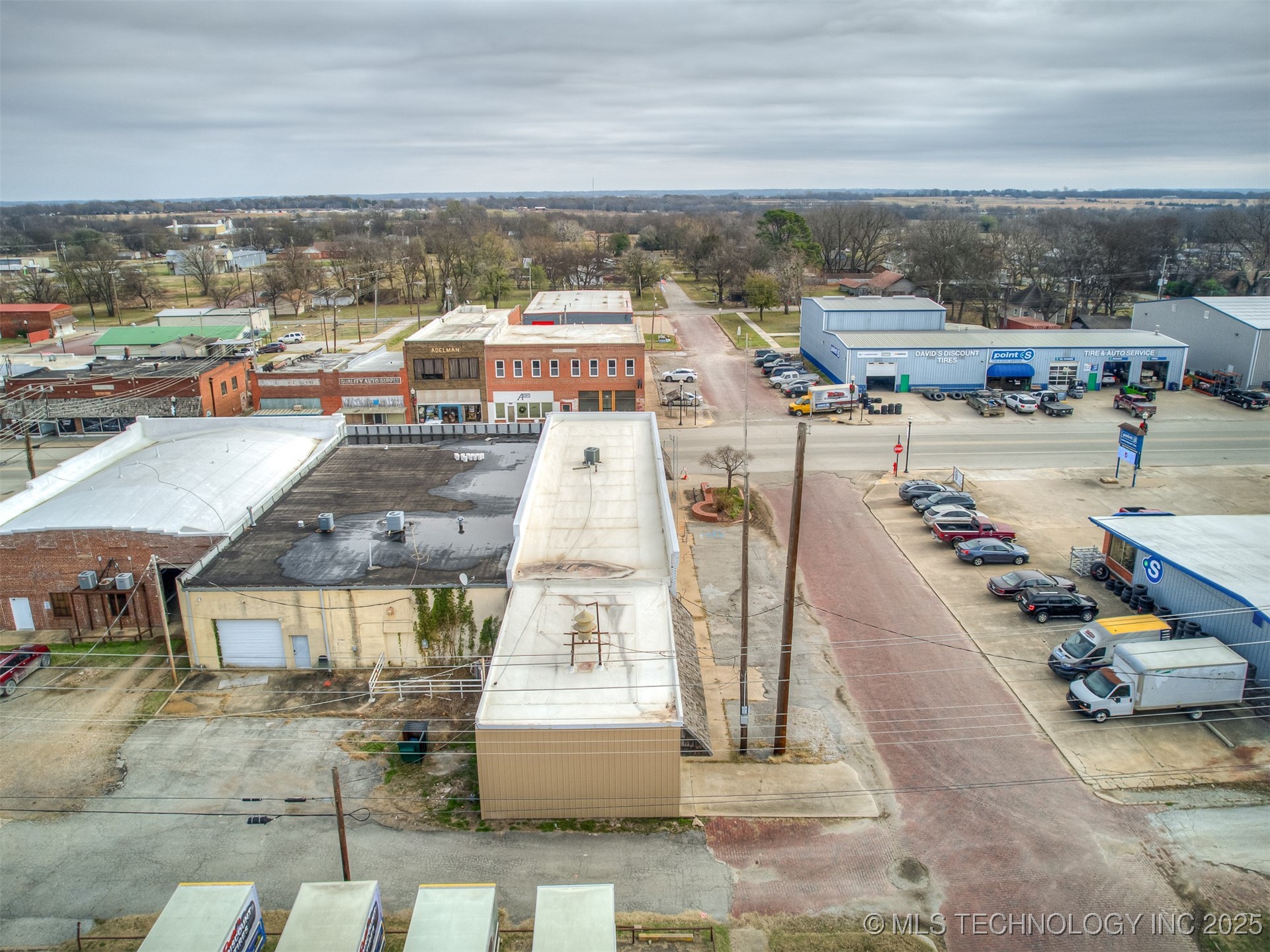 109 S Broadway Avenue Property Photo 68