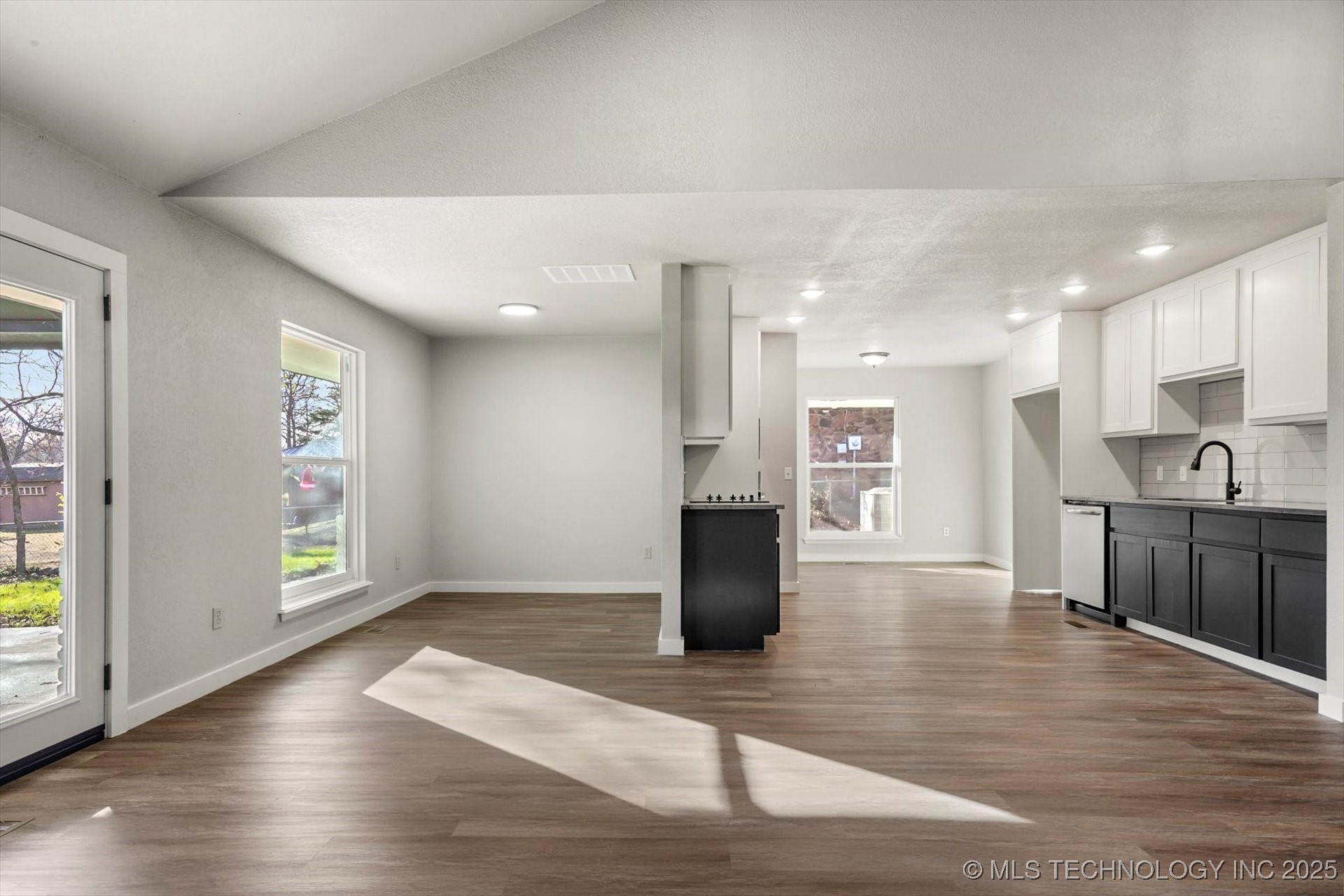 224 E 118th Street Property Photo 16