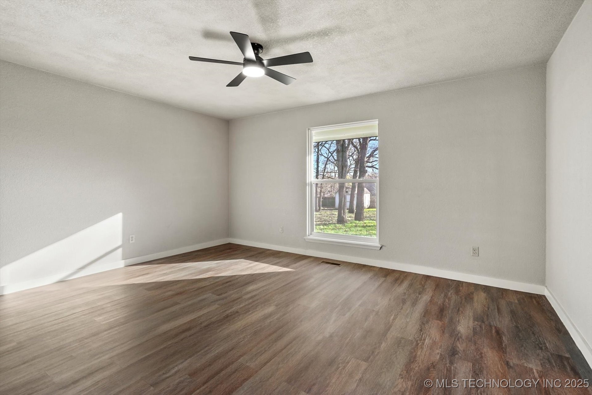 224 E 118th Street Property Photo 28