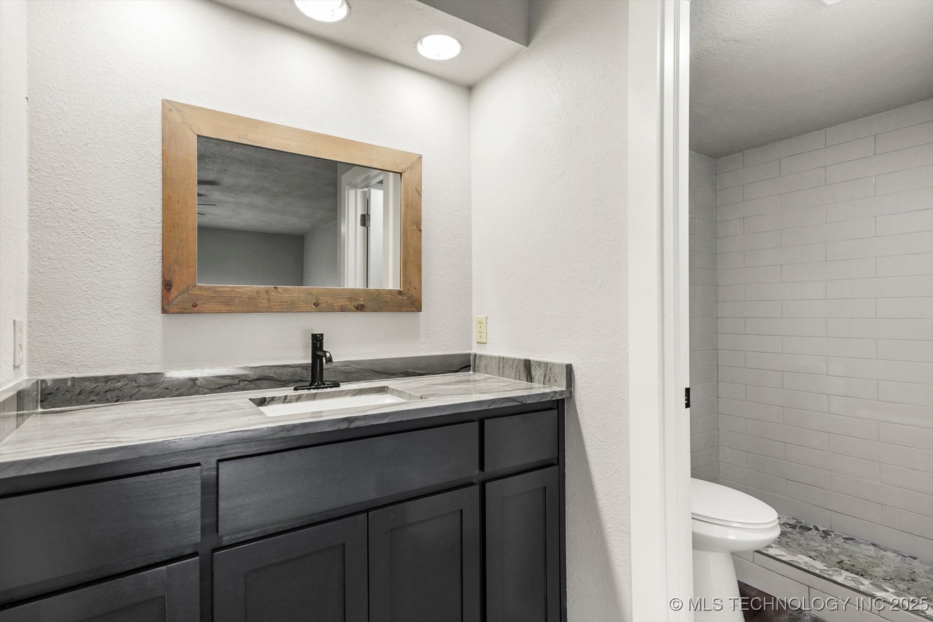 224 E 118th Street Property Photo 32